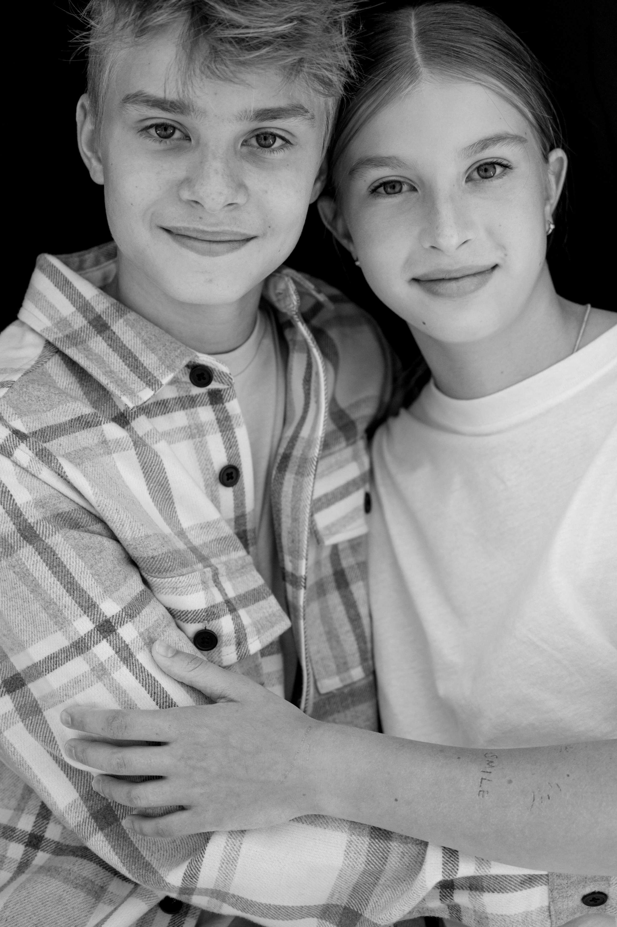 Оленька. Профессиональный фотограф беременности в СПБ. Стильные фотосессии беременности в стиле минимализм и классическая фотография