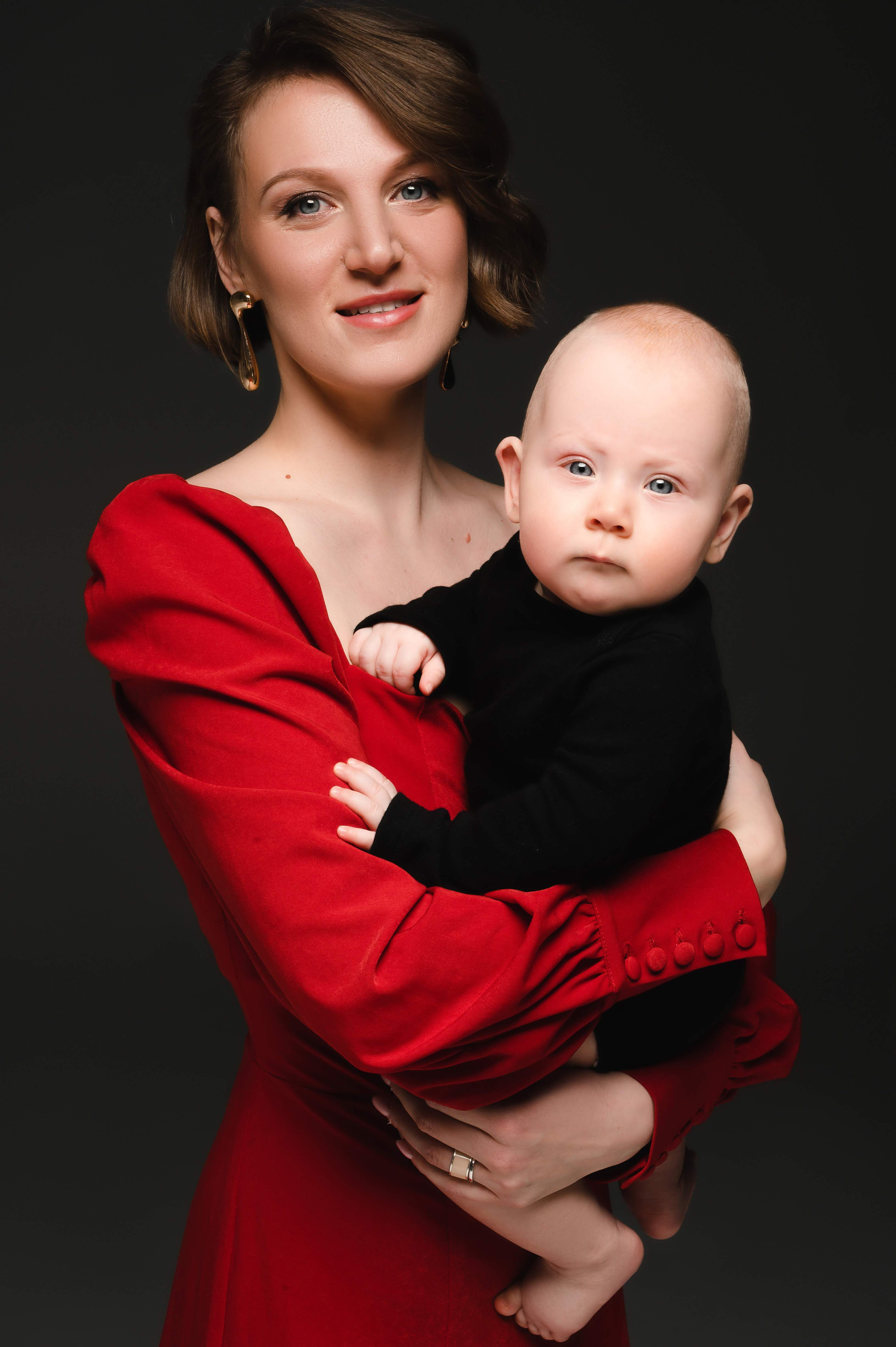 Елена. Профессиональный фотограф беременности в СПБ. Стильные фотосессии беременности в стиле минимализм и классическая фотография