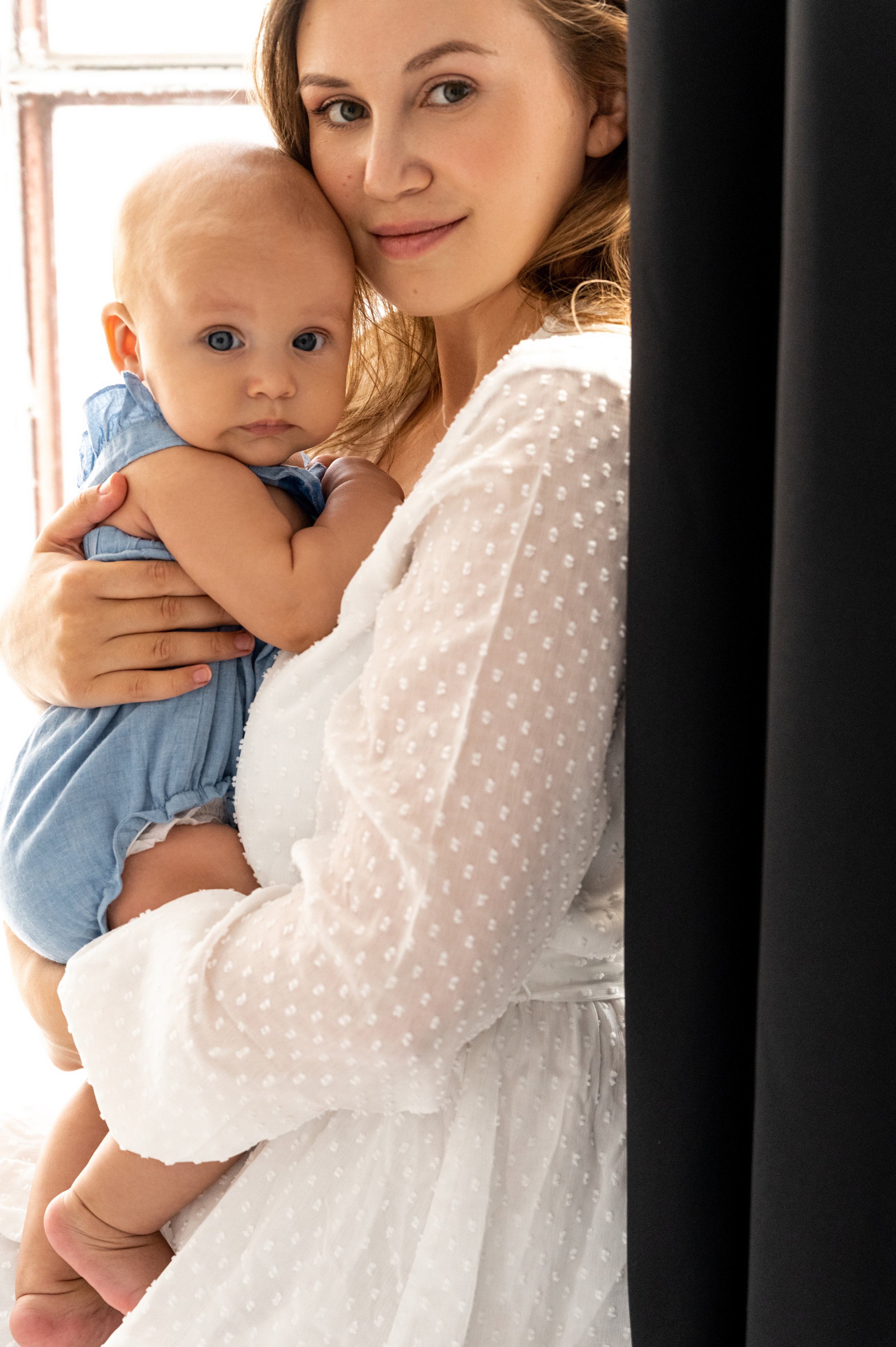 Ульяна. Профессиональный фотограф беременности в СПБ. Стильные фотосессии беременности в стиле минимализм и классическая фотография