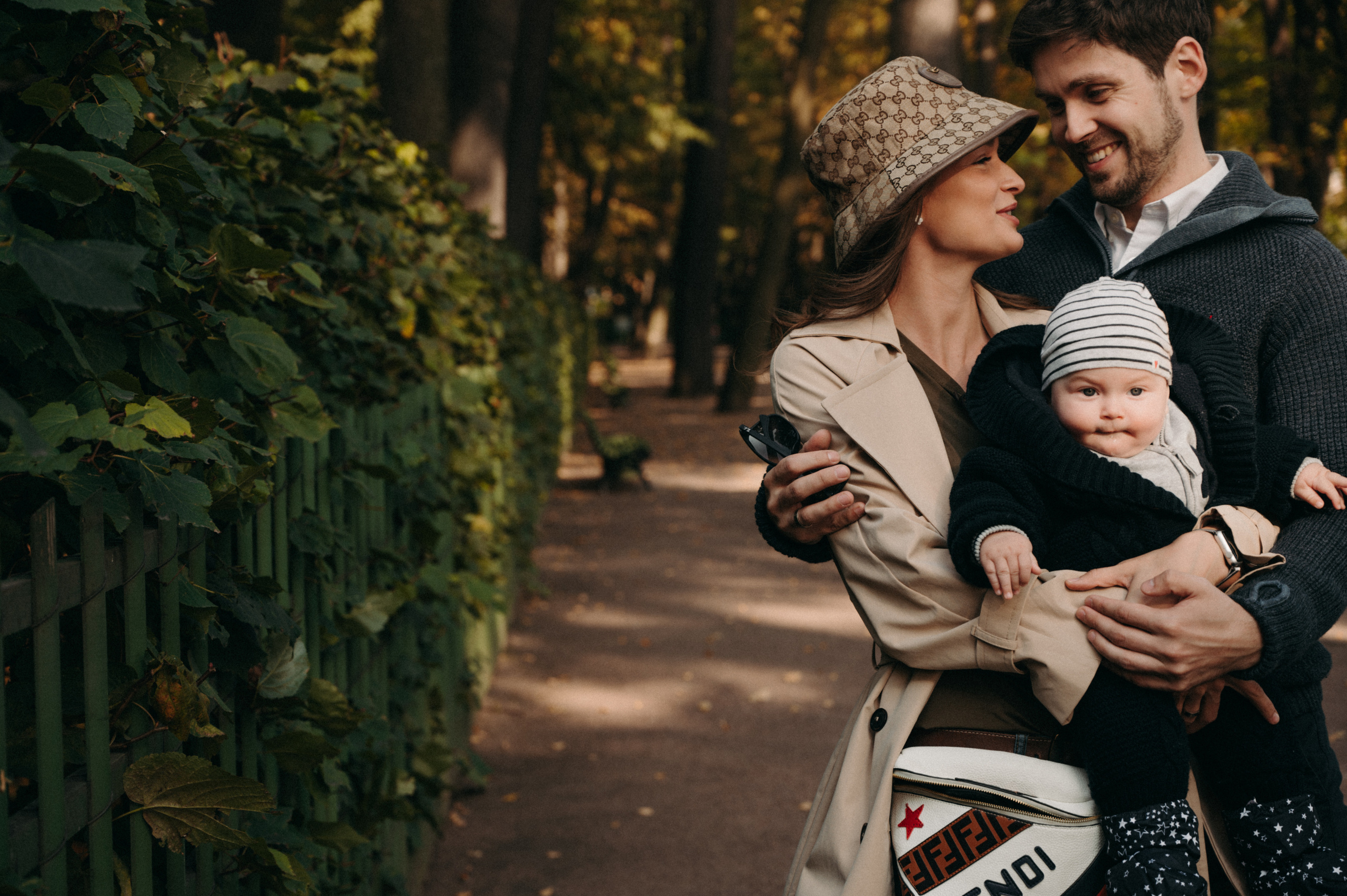Ксения. Профессиональный фотограф беременности в СПБ. Стильные фотосессии беременности в стиле минимализм и классическая фотография