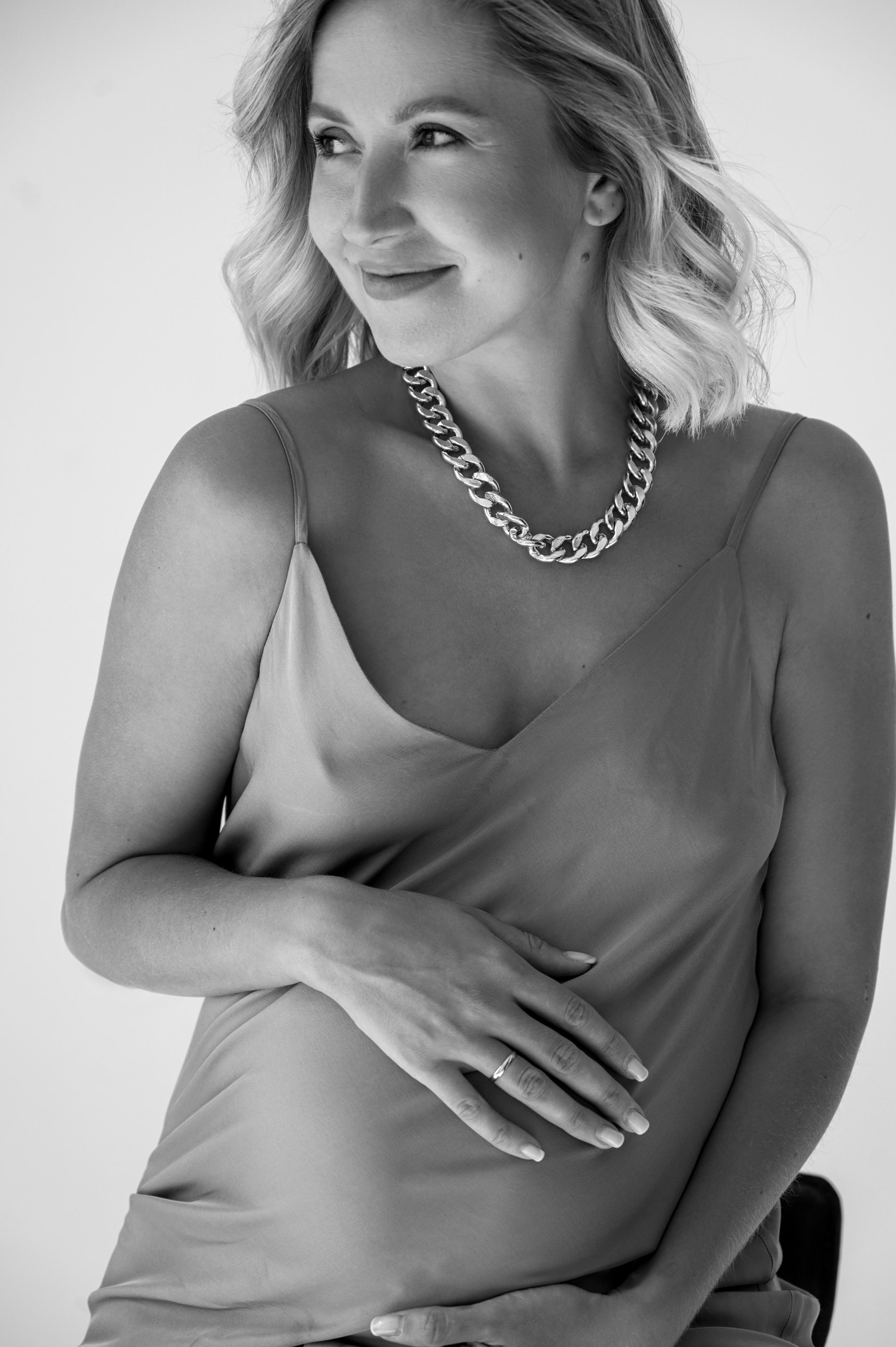 Екатерина. Профессиональный фотограф беременности в СПБ. Стильные фотосессии беременности в стиле минимализм и классическая фотография