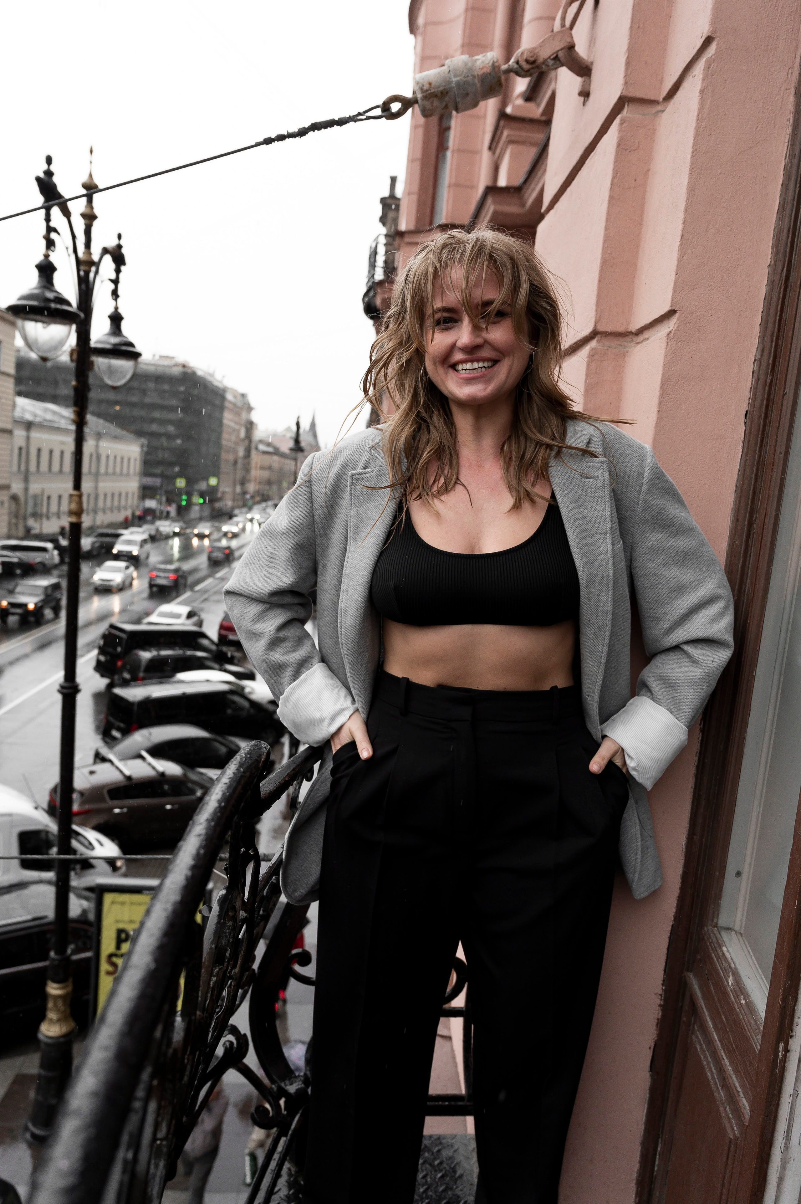 Евгения. Профессиональный фотограф беременности в СПБ. Стильные фотосессии беременности в стиле минимализм и классическая фотография