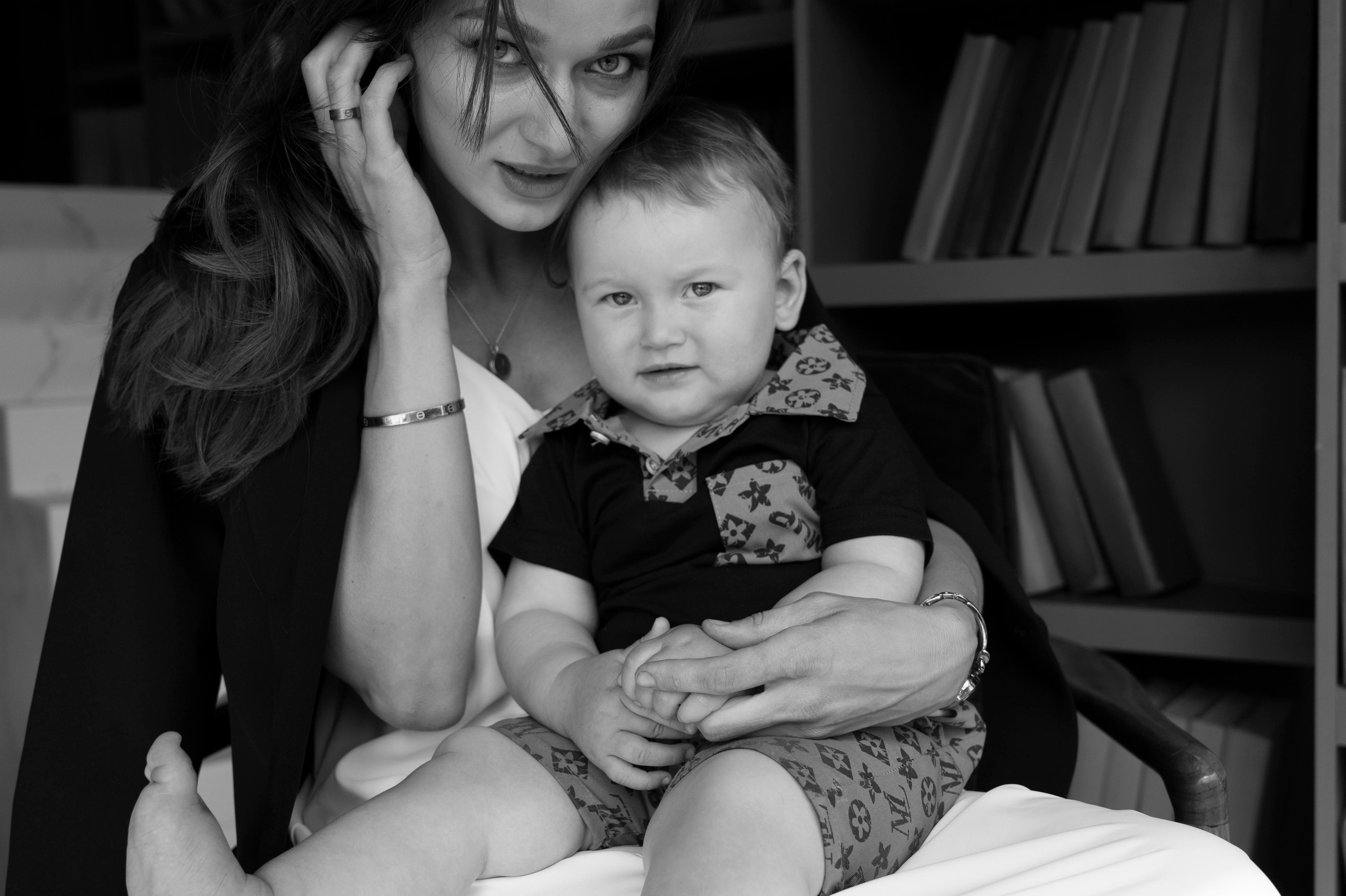 Ксения. Профессиональный фотограф беременности в СПБ. Стильные фотосессии беременности в стиле минимализм и классическая фотография