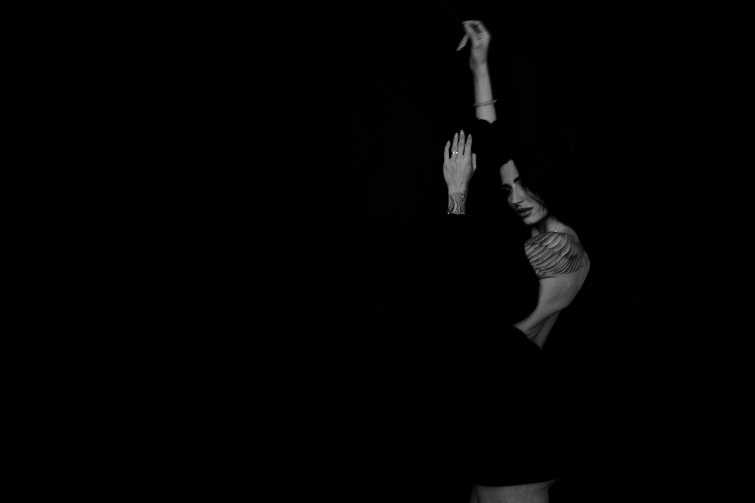 Марго. Профессиональный фотограф беременности в СПБ. Стильные фотосессии беременности в стиле минимализм и классическая фотография