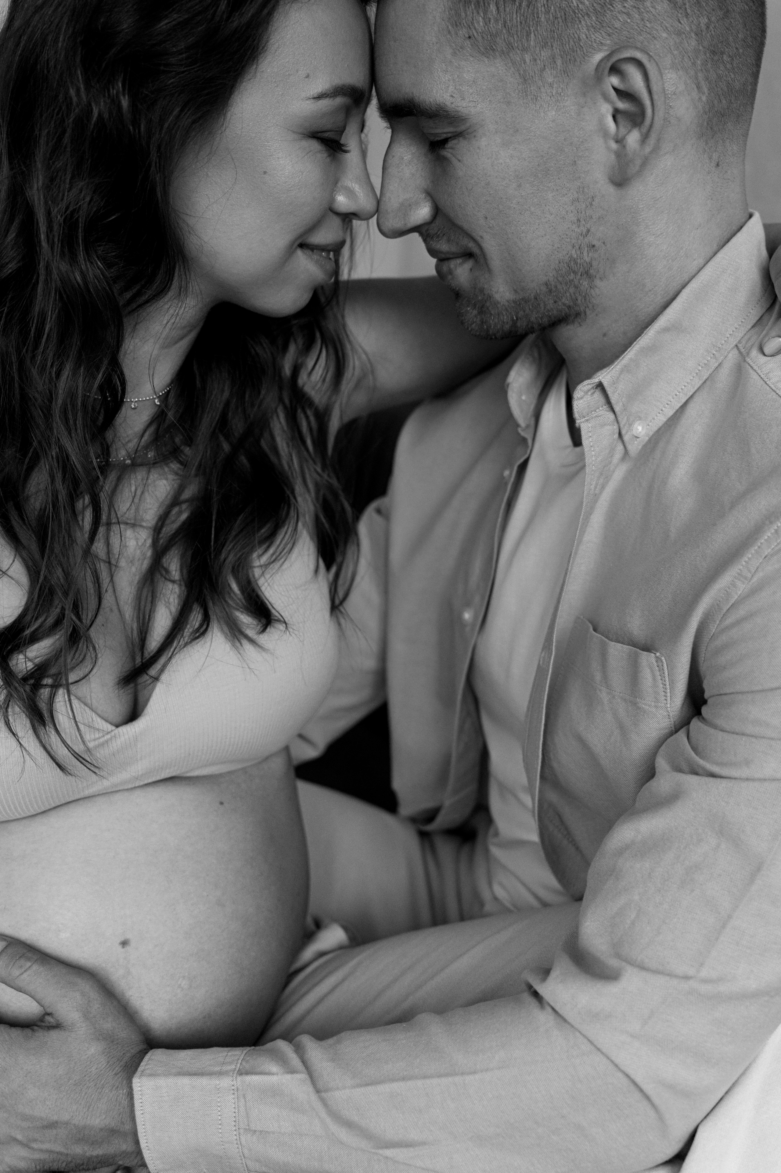 Анна. Профессиональный фотограф беременности в СПБ. Стильные фотосессии беременности в стиле минимализм и классическая фотография