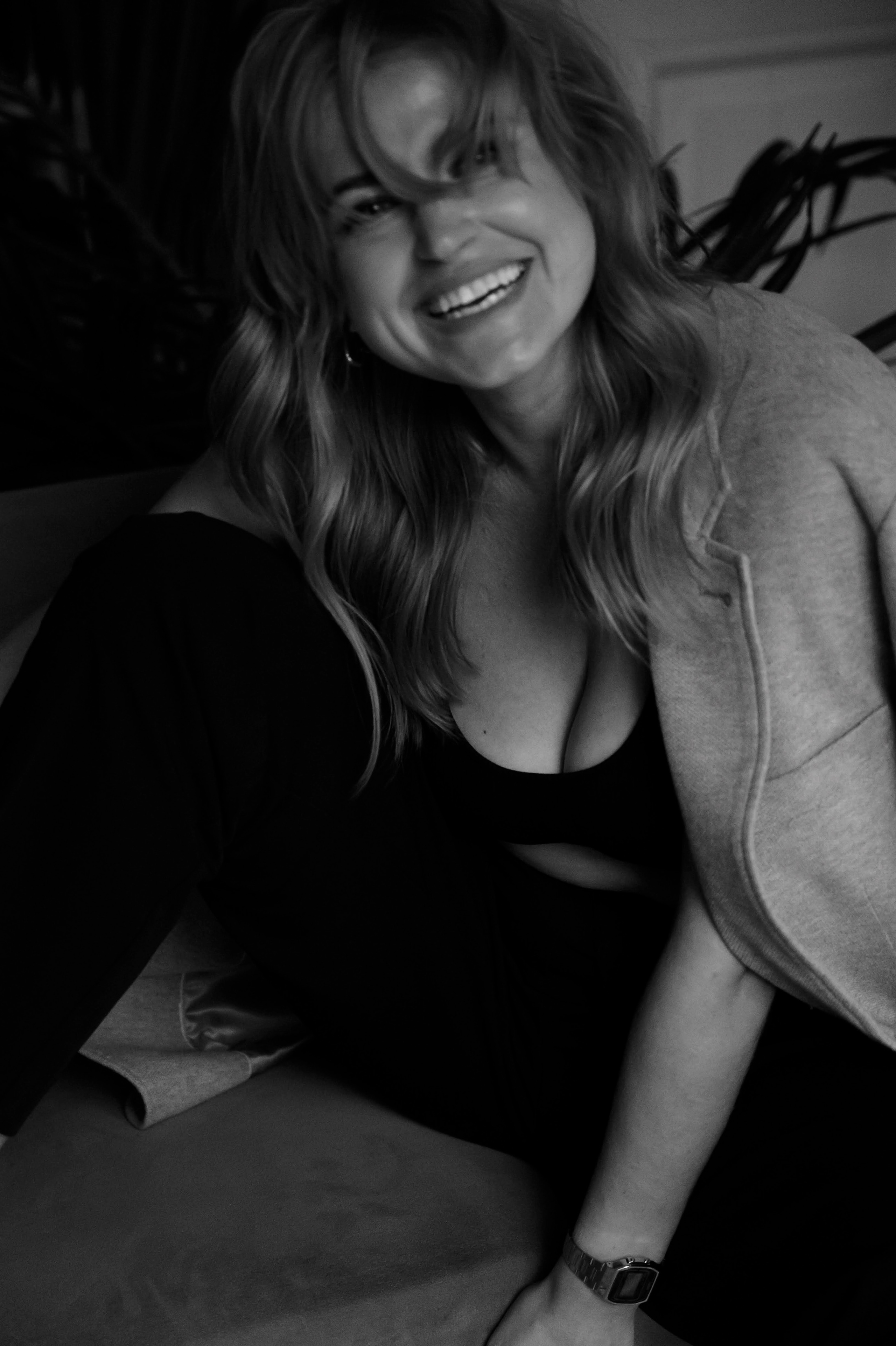 Евгения. Профессиональный фотограф беременности в СПБ. Стильные фотосессии беременности в стиле минимализм и классическая фотография