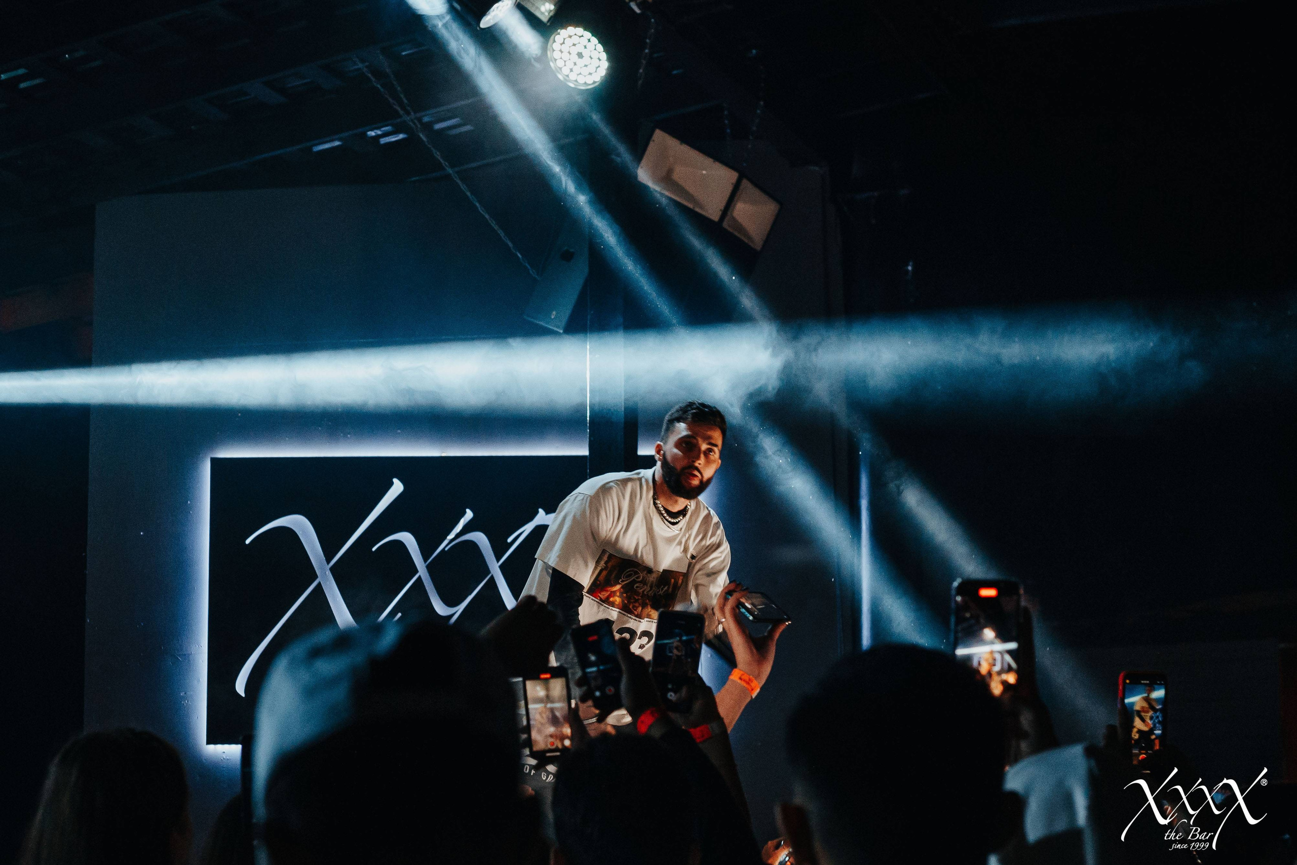 The bar XXXX. Репортажный (Event) фотограф в Барнауле | Даниил Маркин | Качество и вайб