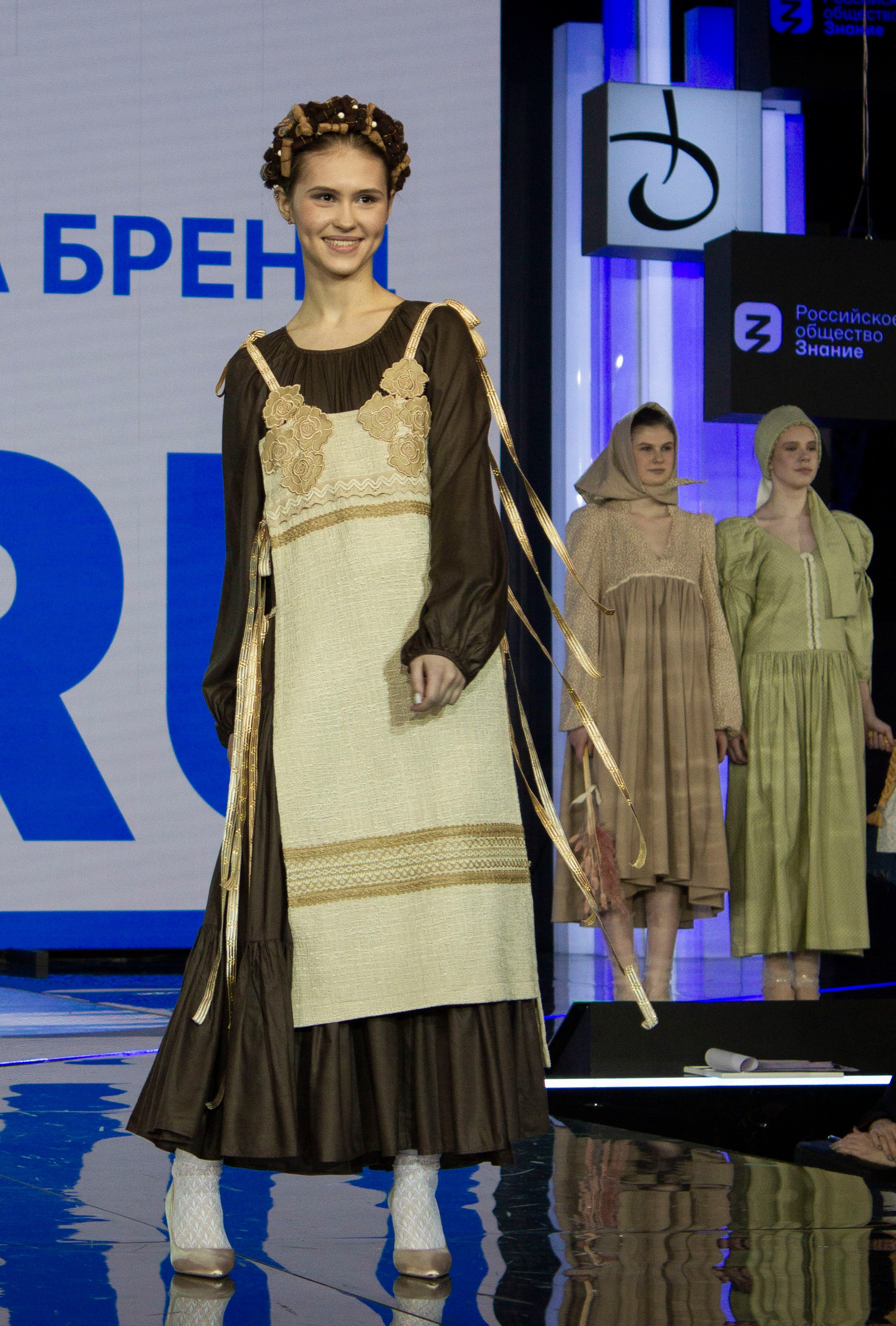 КОНКУРС МОЛОДЫХ ДИЗАЙНЕРОВ «ТОЧКА RU». Репортажный фотограф в Москве Кащеева Анна