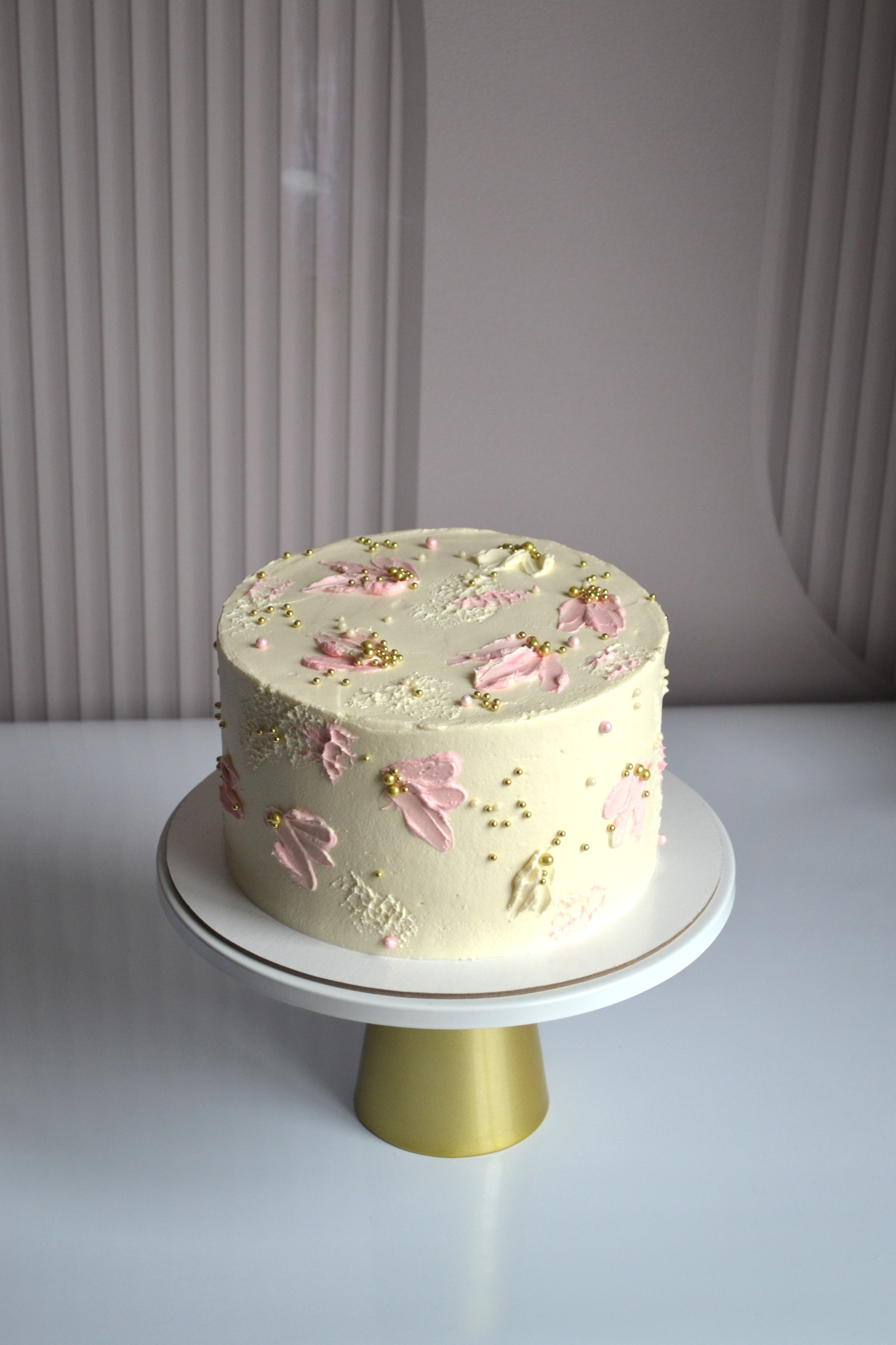 Торты на праздники. Семейная кондитерская. Торты и десерты на заказ в Москве и области