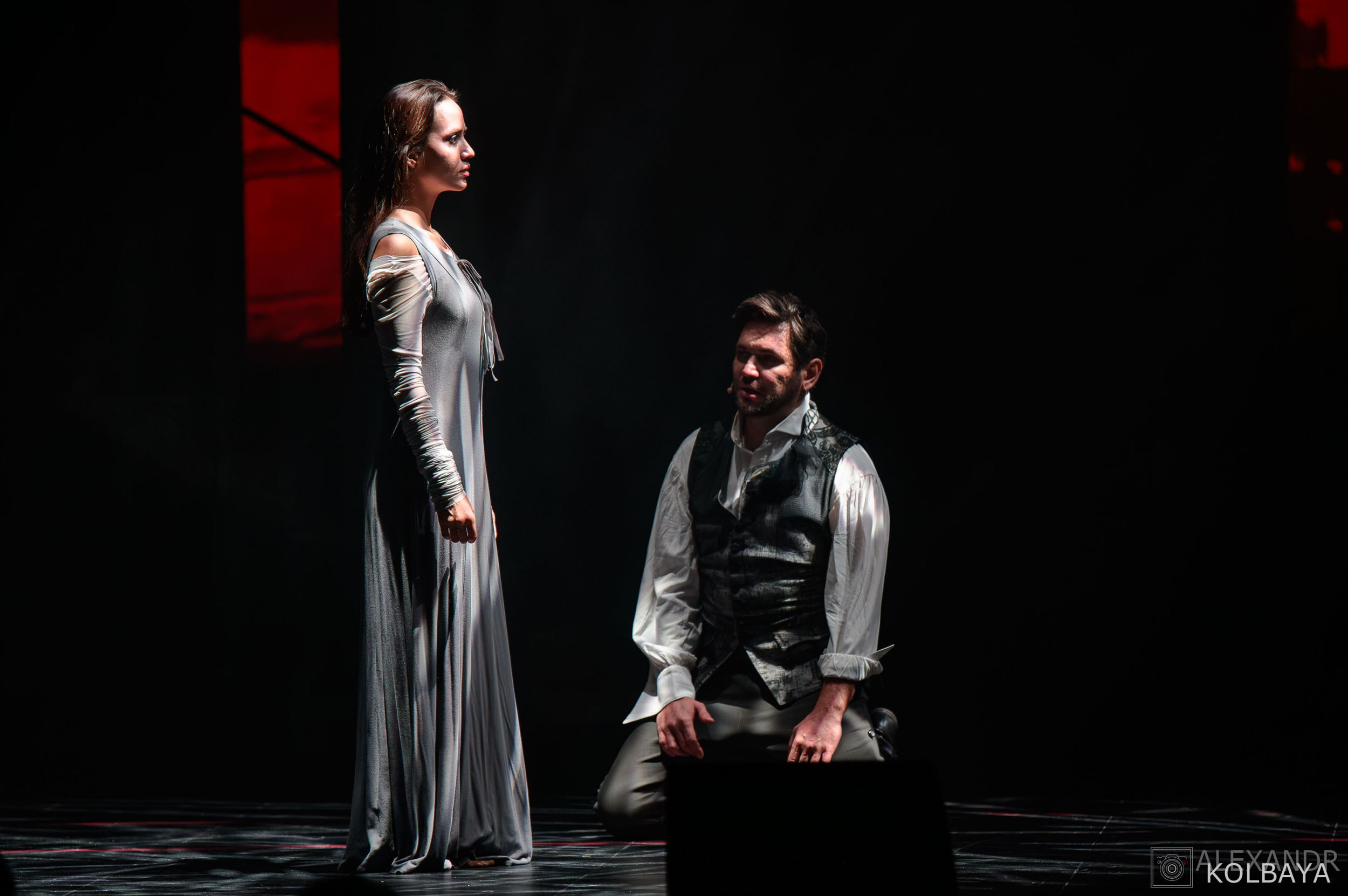 Опасные связи. Концертный и театральный репортажный фотограф в Москве Александр Колбая