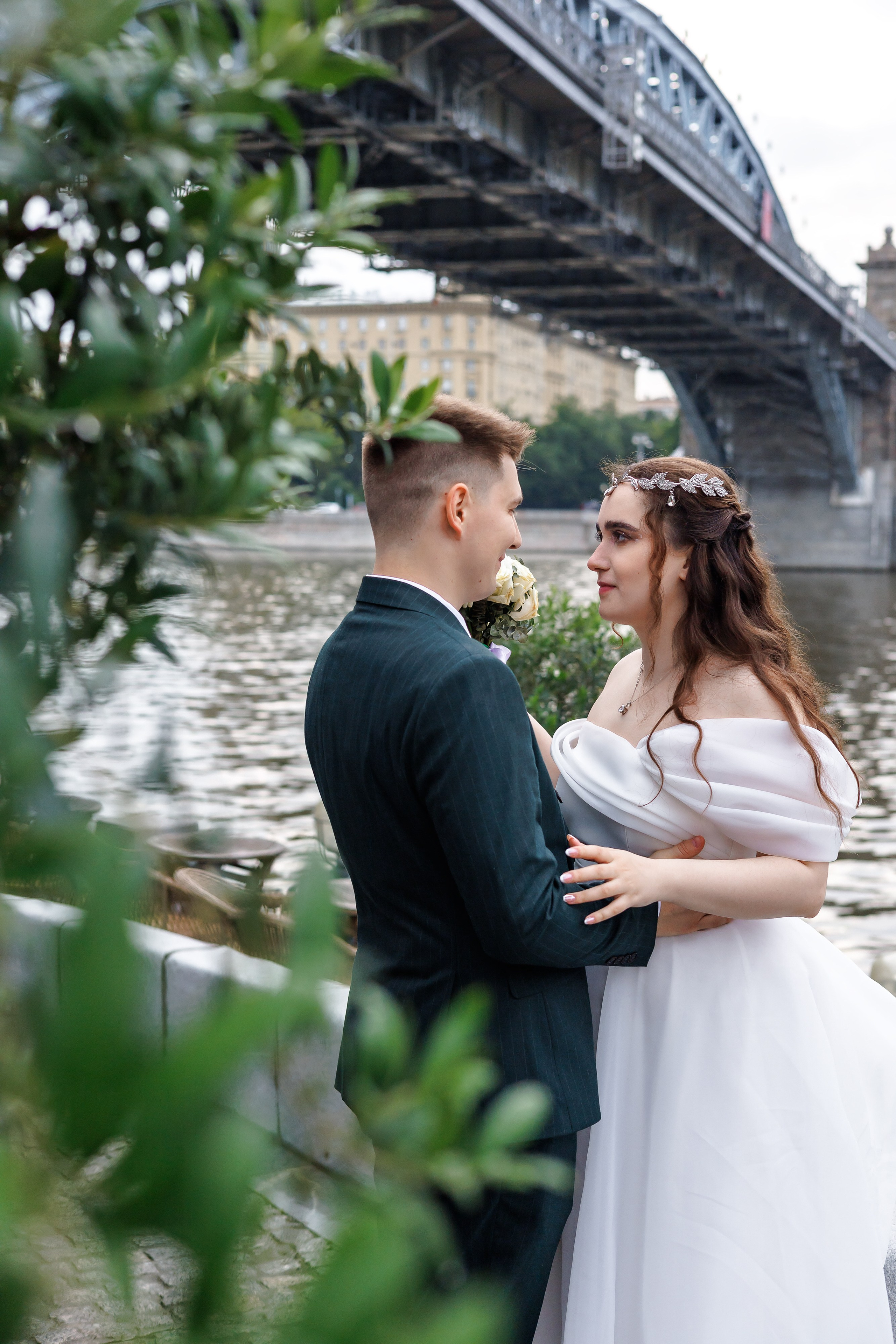 Свадебная прогулка. Контент и свадебный фотограф в Одинцово и Москве. Вакульчик Екатерина