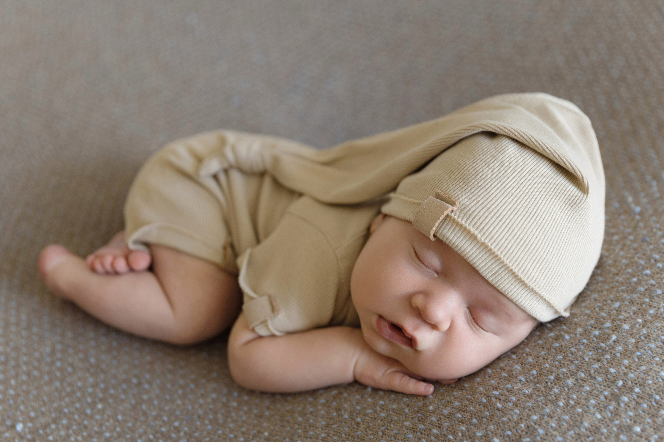 костюмчик для мальчика с шапочкой, одежда для newborn съёмки дома, Красноярск