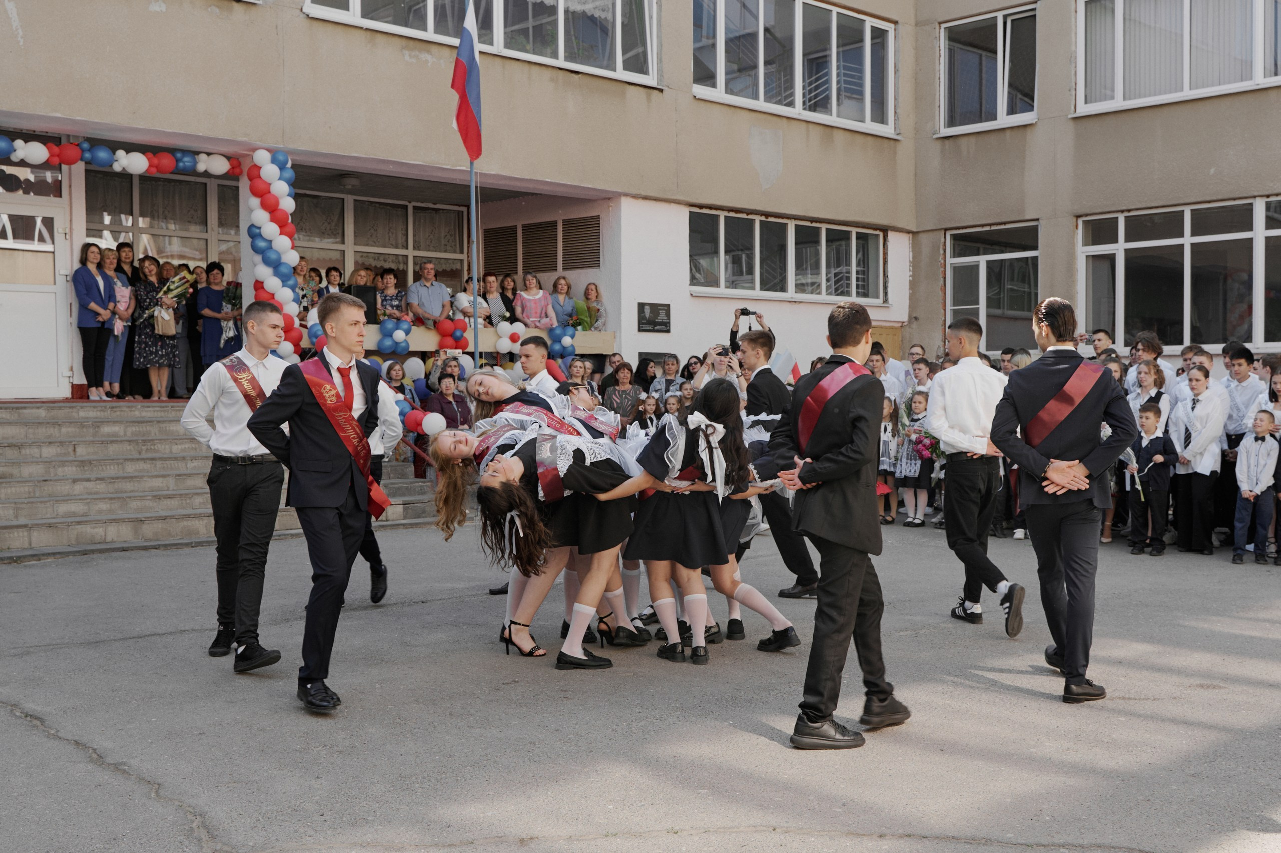Последние звонки. Фотограф в Ростове-на-Дону Валерия Декало