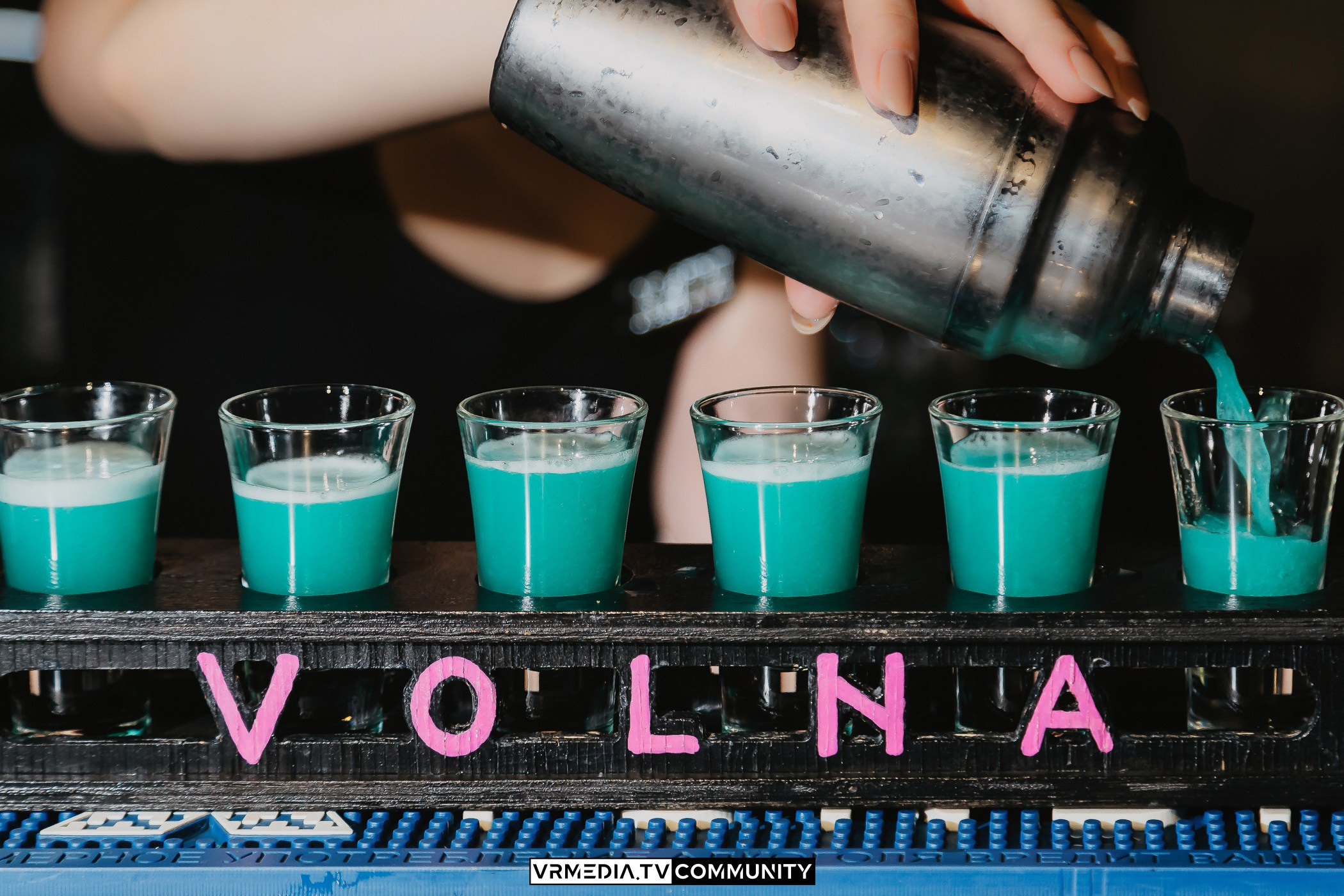 Открытие нового сезона в караоке-баре «Volna»