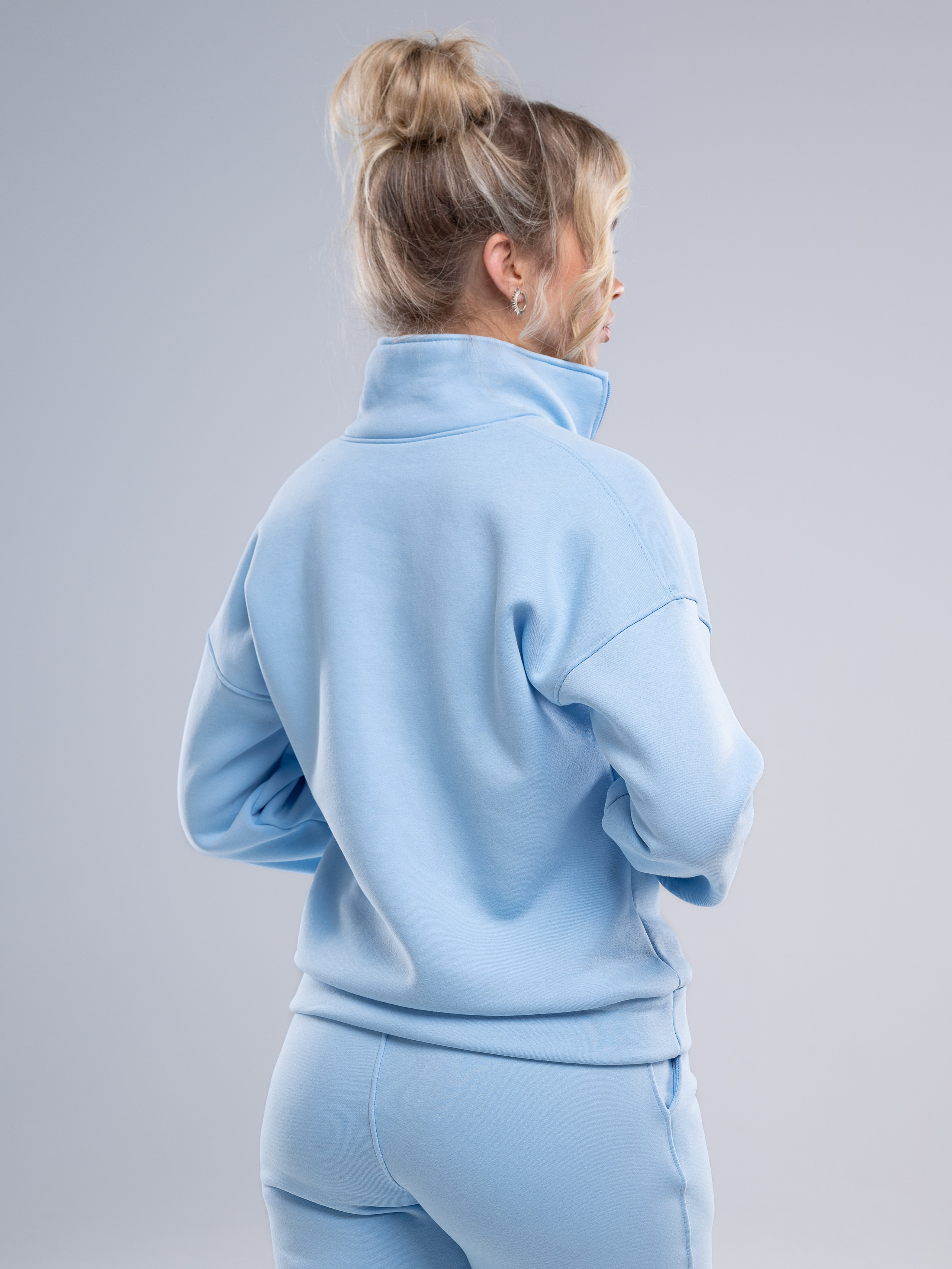 Женские костюмы. Предметный фотограф, фото для маркетплейсов Пятигорск, КМВ