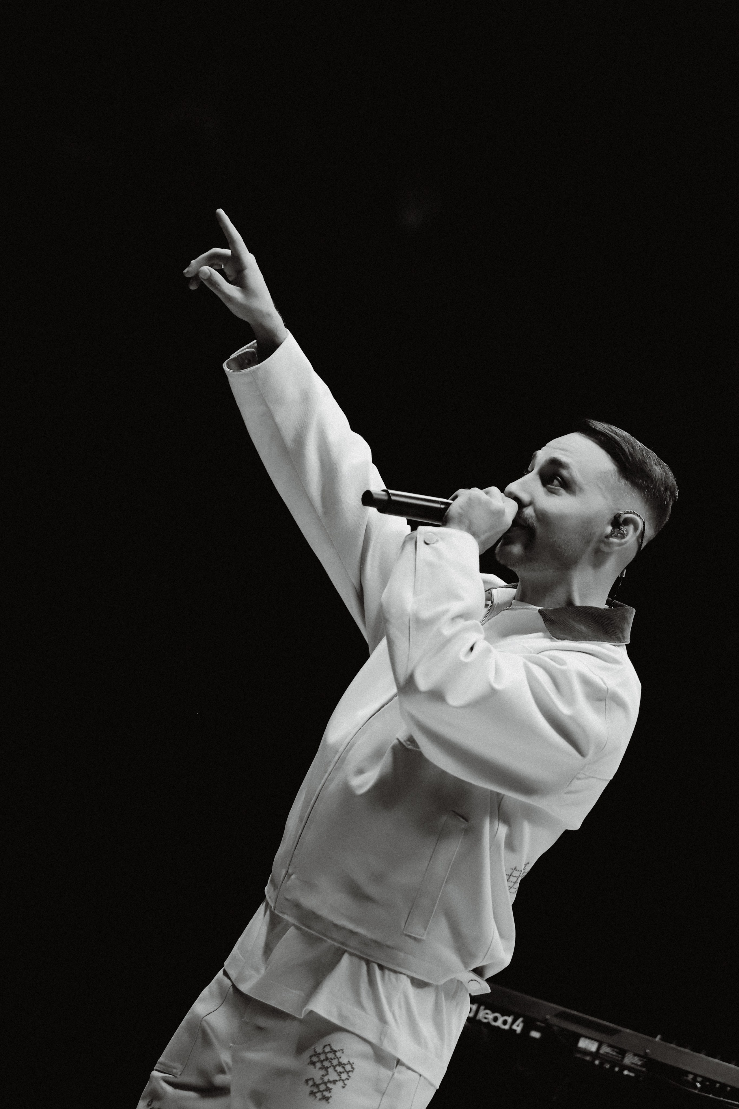 Концертная съёмка: эмоции и энергия в кадре. Профессиональный фотограф звезд, концертов и спортивных событий