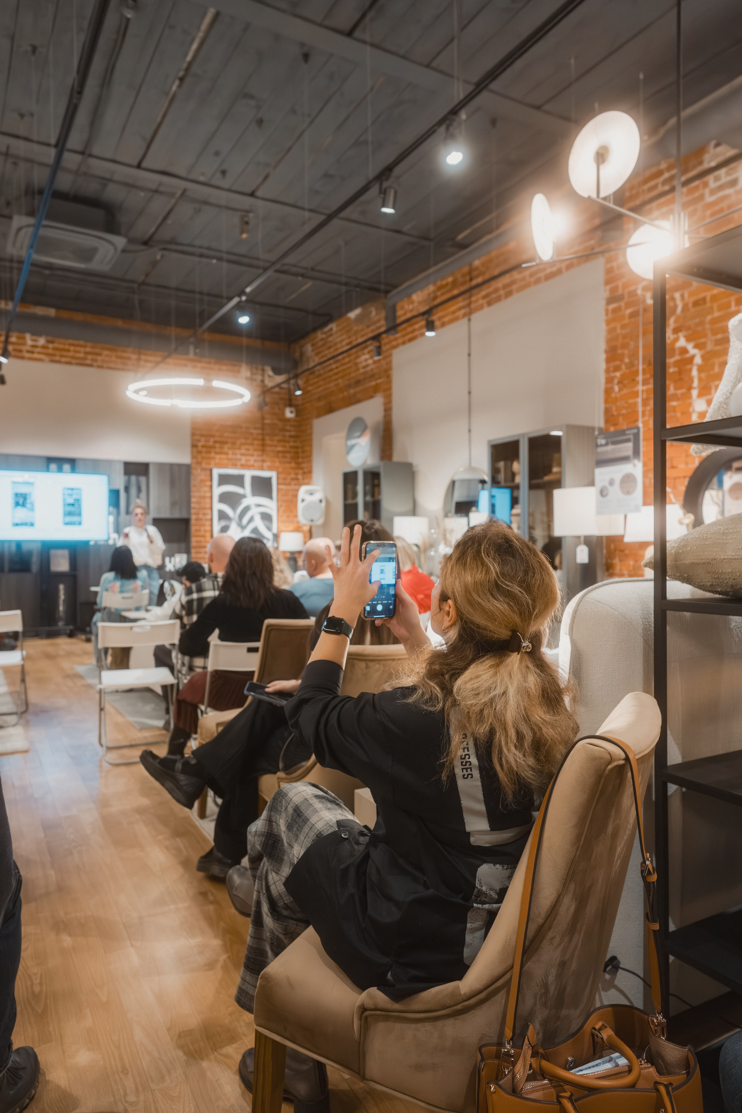 Репортажная фотосессия в Dantone Home в Казани