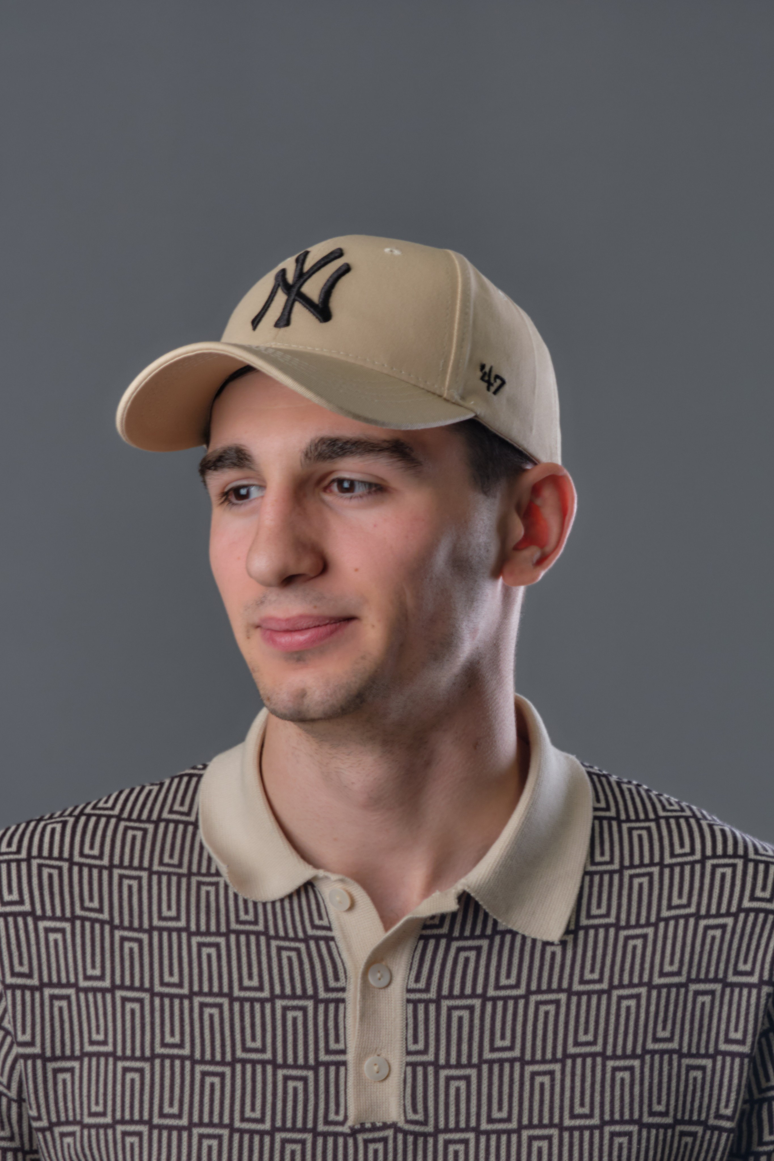 Кепки. Предметный фотограф в Краснодаре