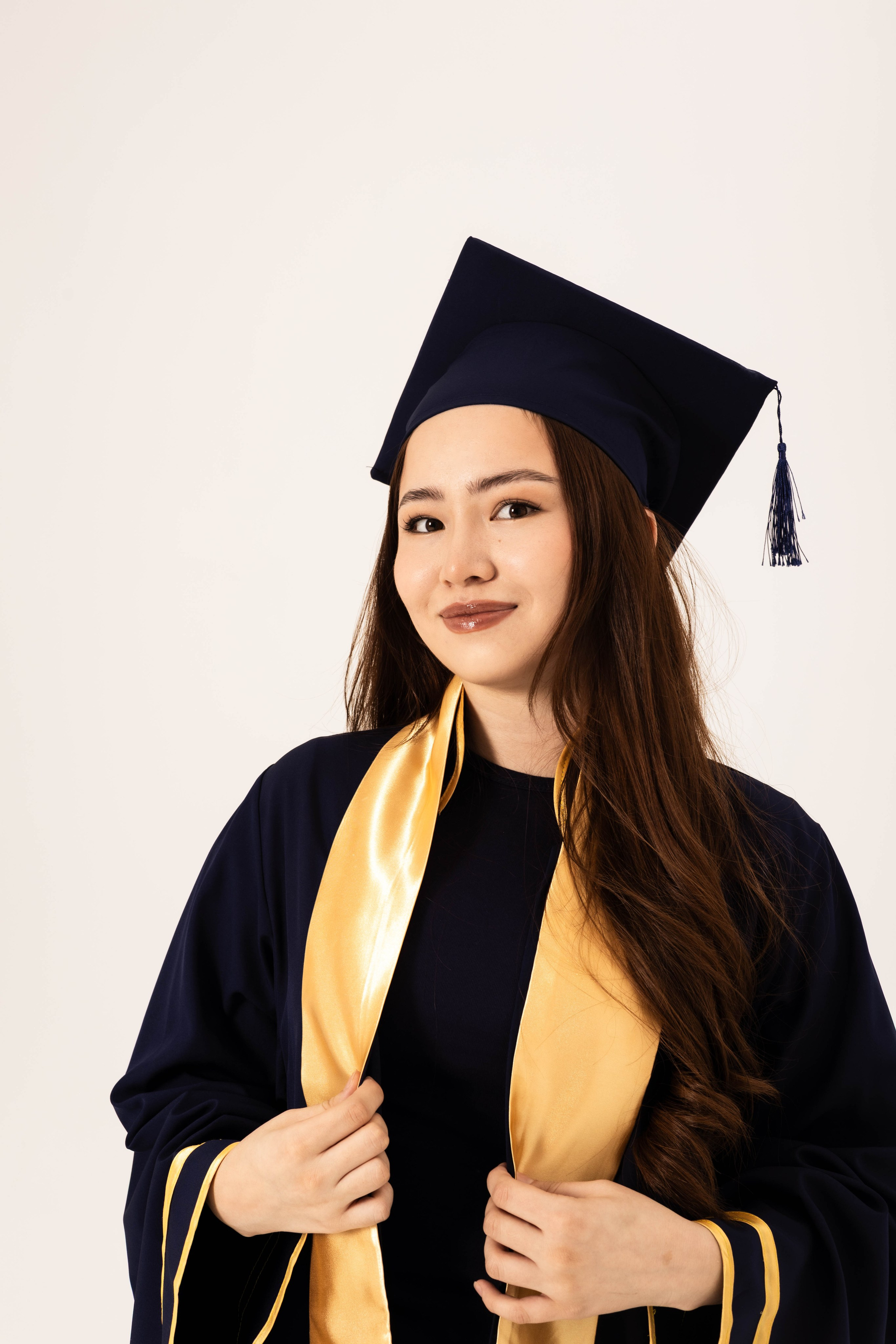 Портретная фотосессия в Алматы — индивидуальный портрет в студии. Фотограф Алматы