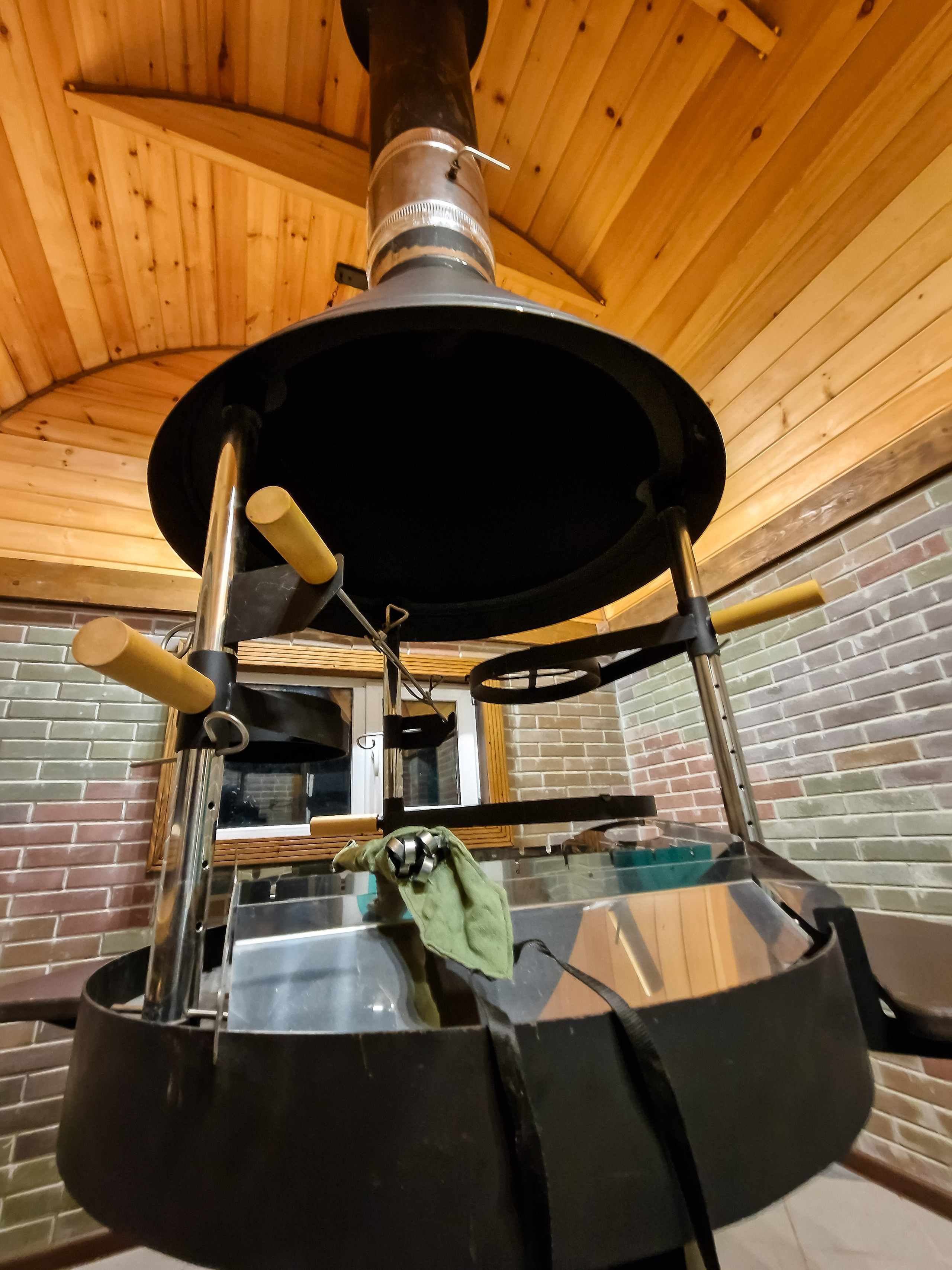 Новый гриль-домик. База на острове. Туристическая база отдыха «Островная» о Недоразумения