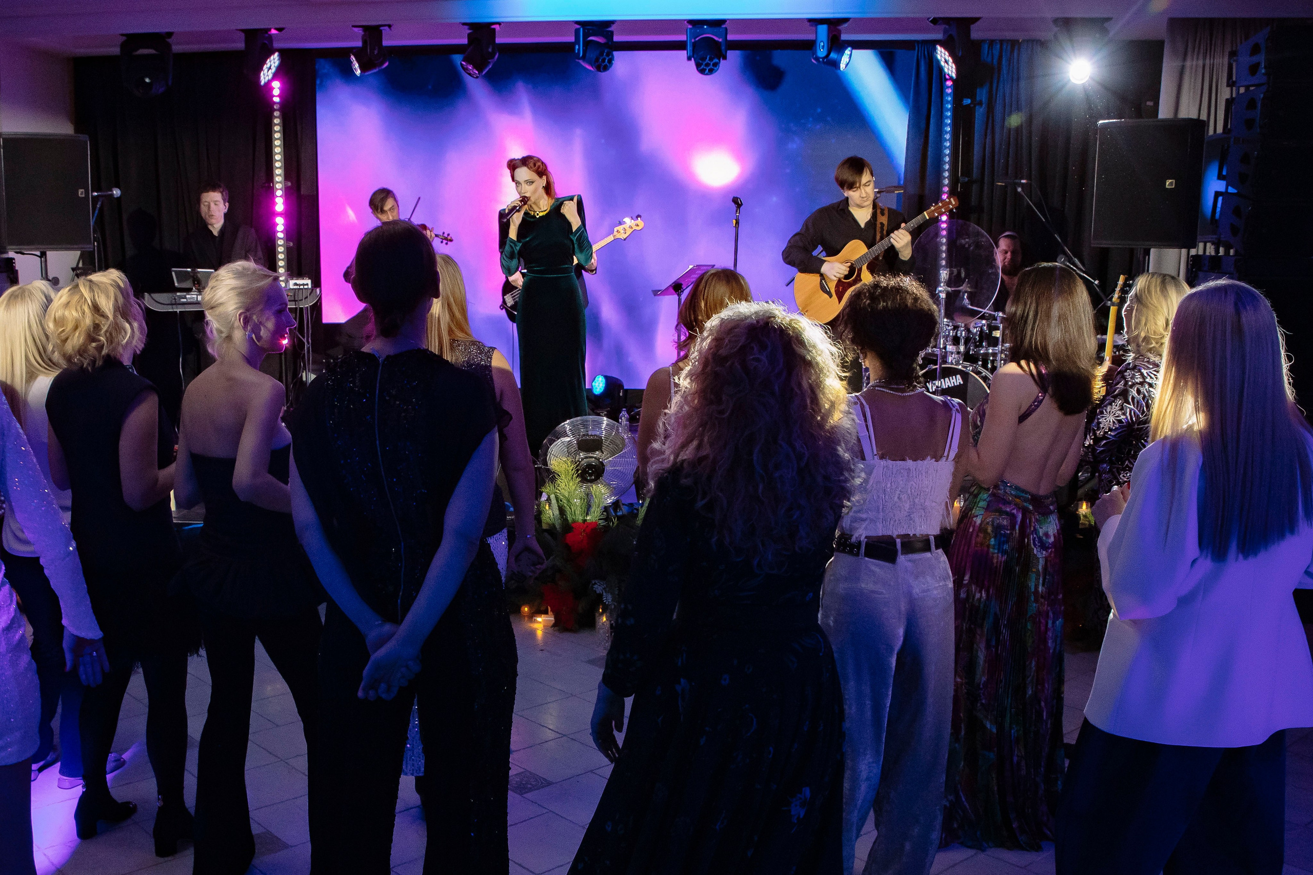 Дом Души с Анастасией Кичатовой. Профессиональный фотограф в Москве | Заказать фотосессию и съемку