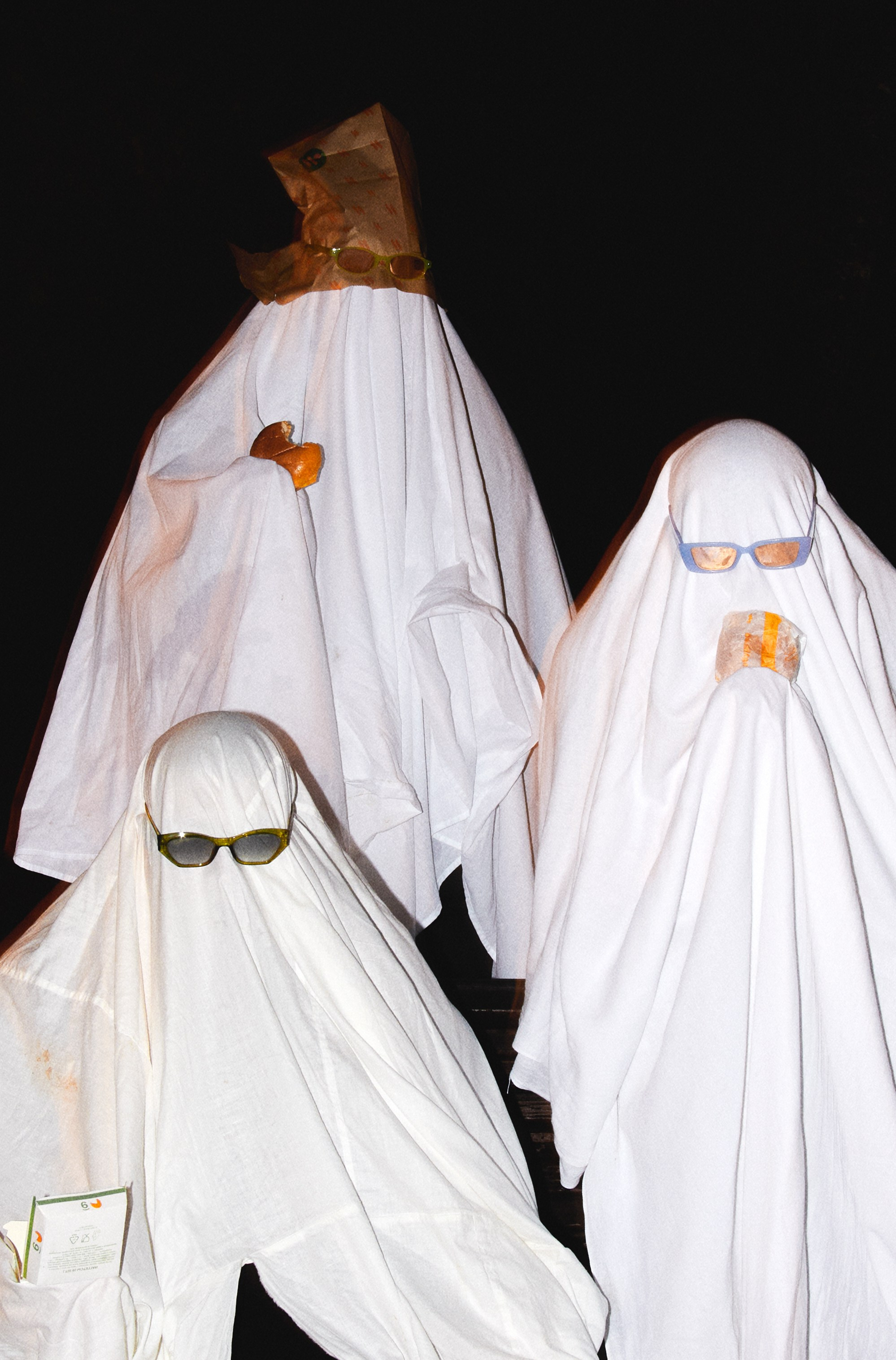 Tears falling down at the patry // 31.10. Simpleand1