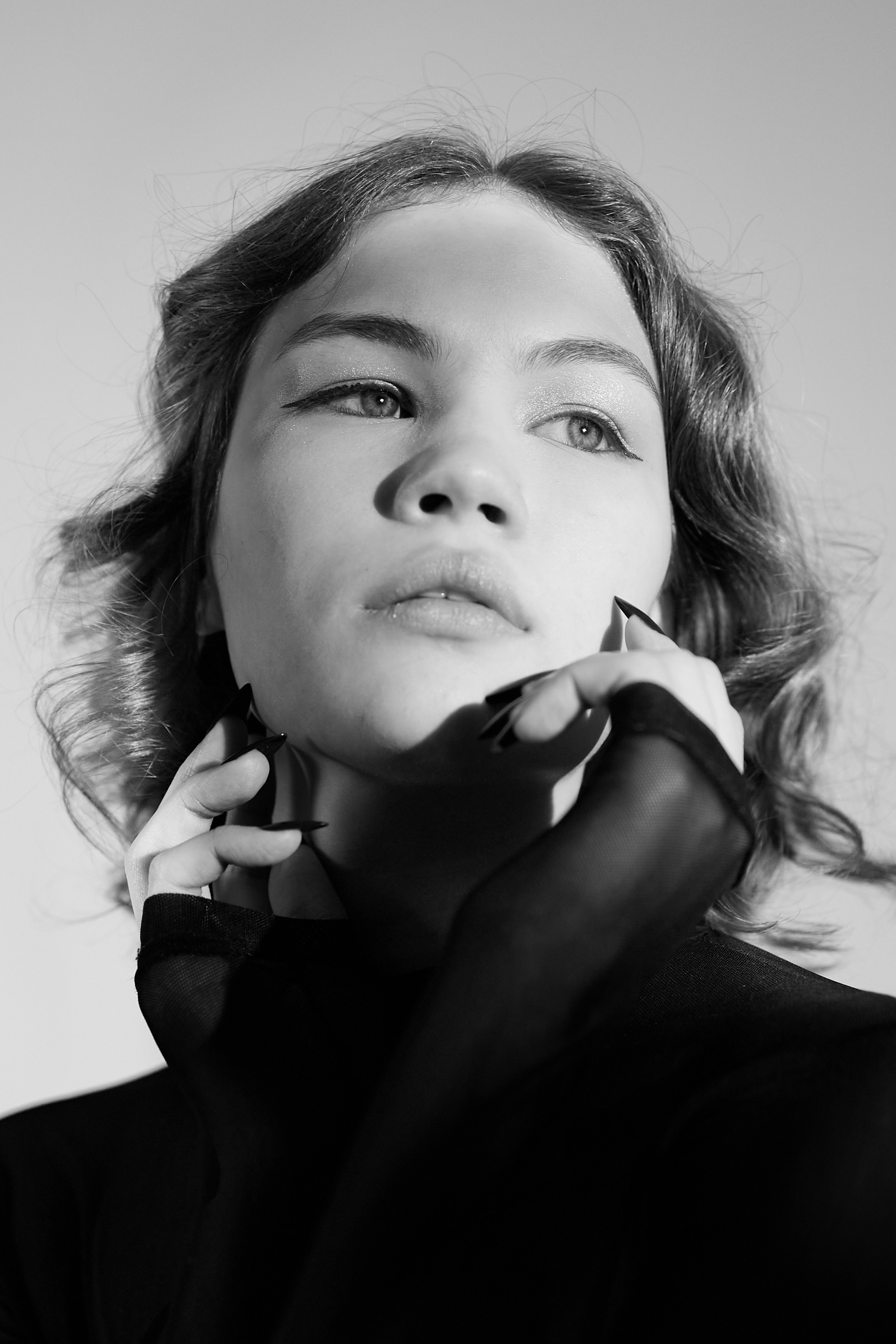 B/w Emilia. Simpleand1