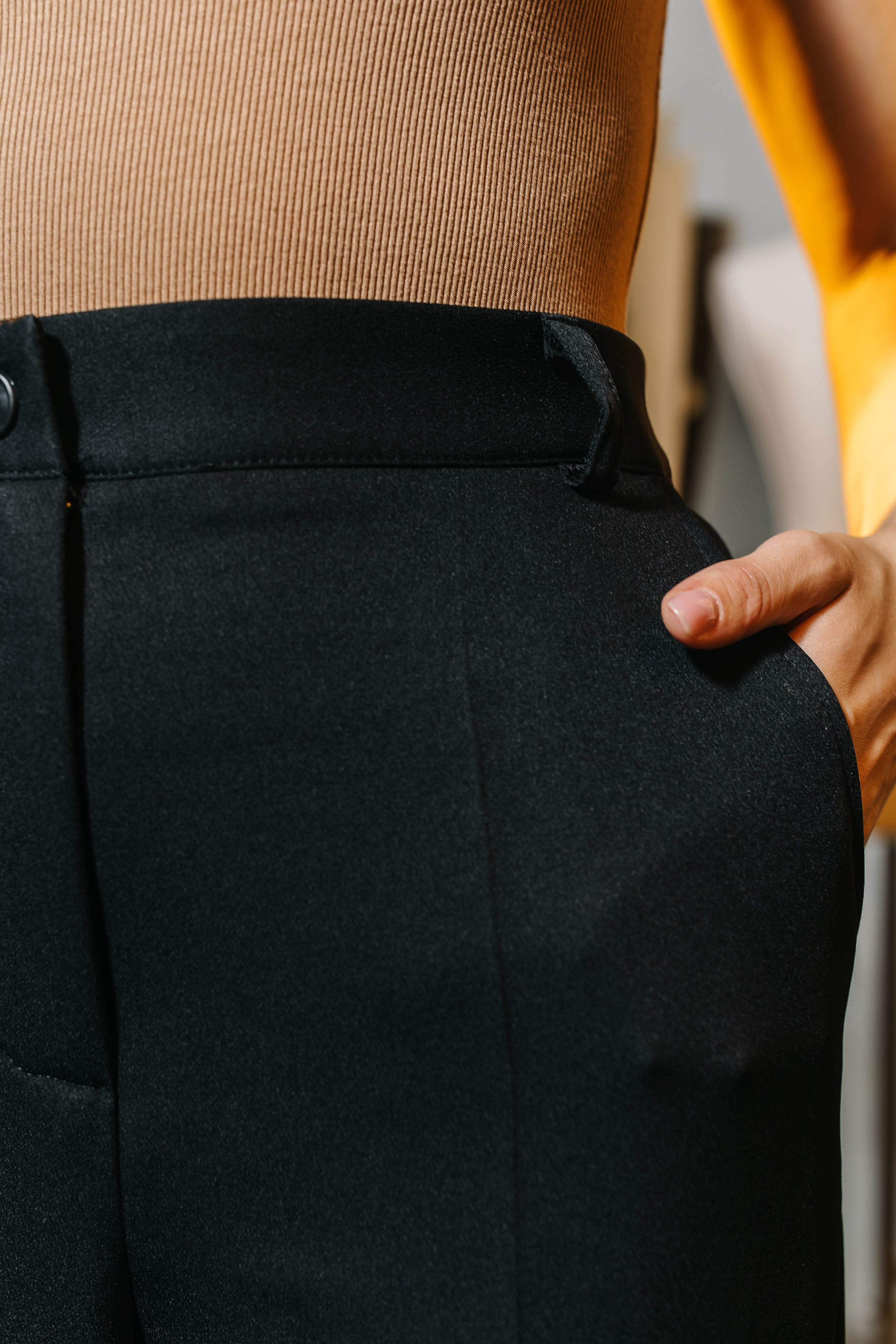 Реклама Брюк. Профессиональный фотограф