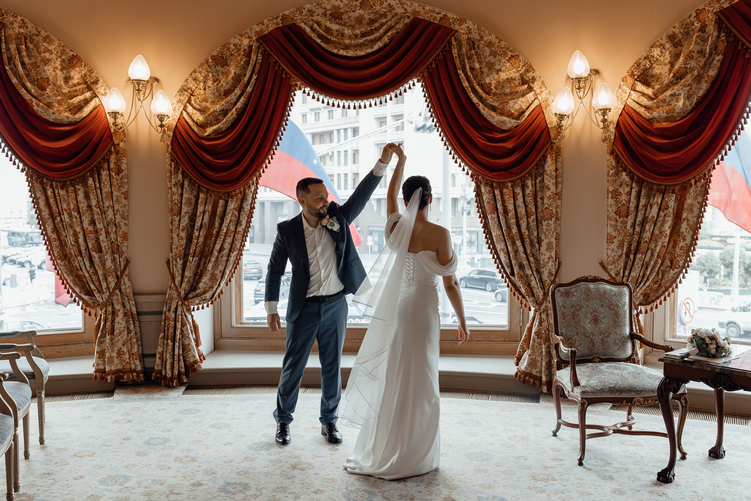 свадебная фотосессия в отеле Националь в Москве