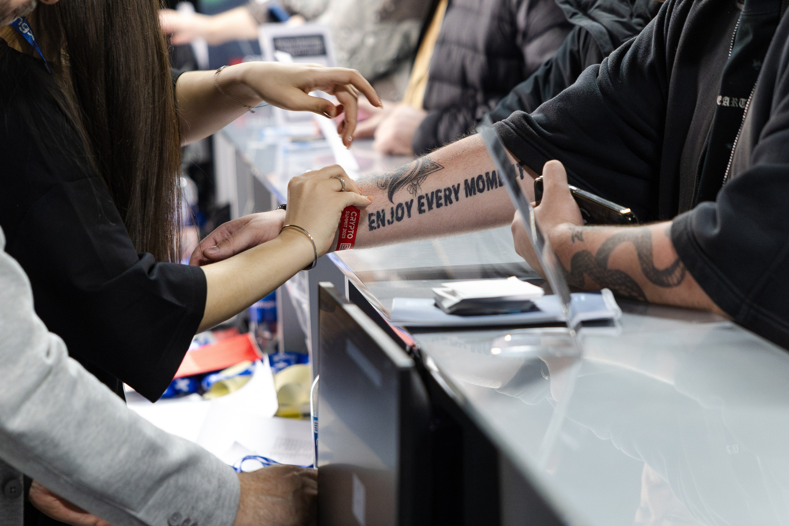 Crypto Summit (1). Свадебный репортажный фотограф в Москве