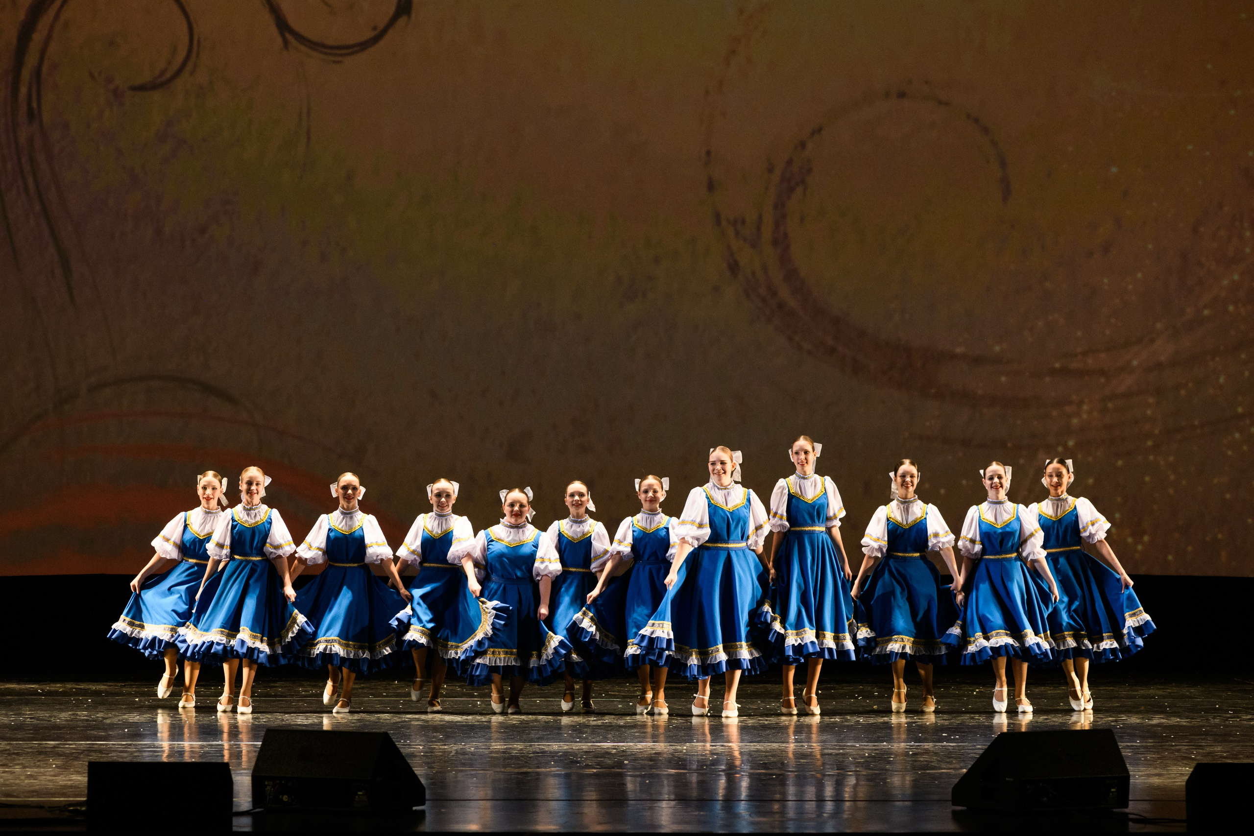 23 апреля, часть 2, БКЗ Октябрьский, г. Санкт-Петербург. Золотое яблочко