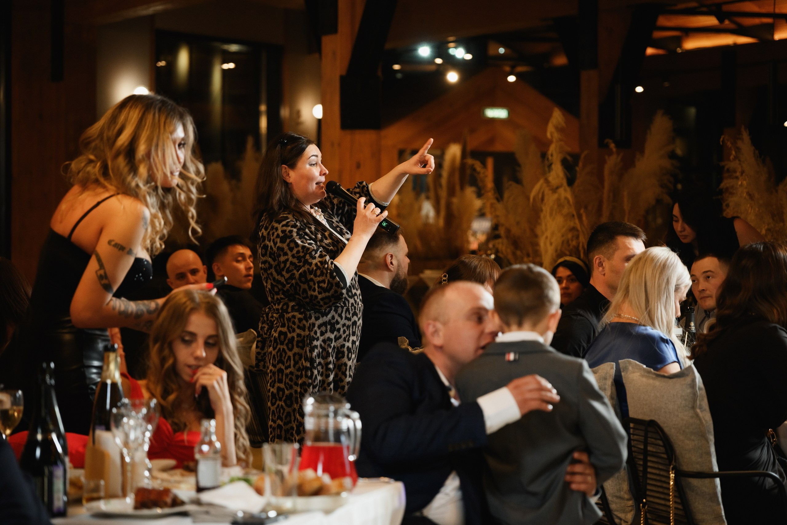 Фотосессия свадьбы в Петропавловске-Камчатском, Свадебная фотосессия в Петропавловске-Камчатском, Свадебная фотосессия в студии в Петропавловске-Камчатском, Красивые свадебные фотосессии в Петропавловске-Камчатском, Свадебная фотосессия цена в Петропавловске-Камчатском