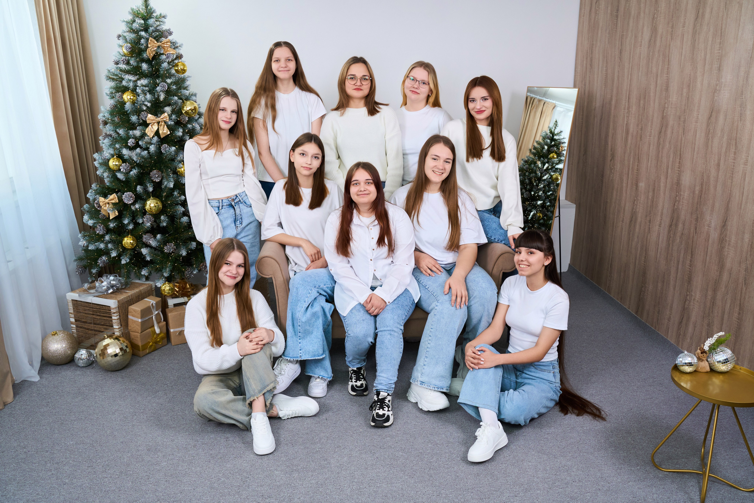 СШ № 1 Седельниково 9 класс 2025 г. Фотограф и видеограф Павел Серобабов