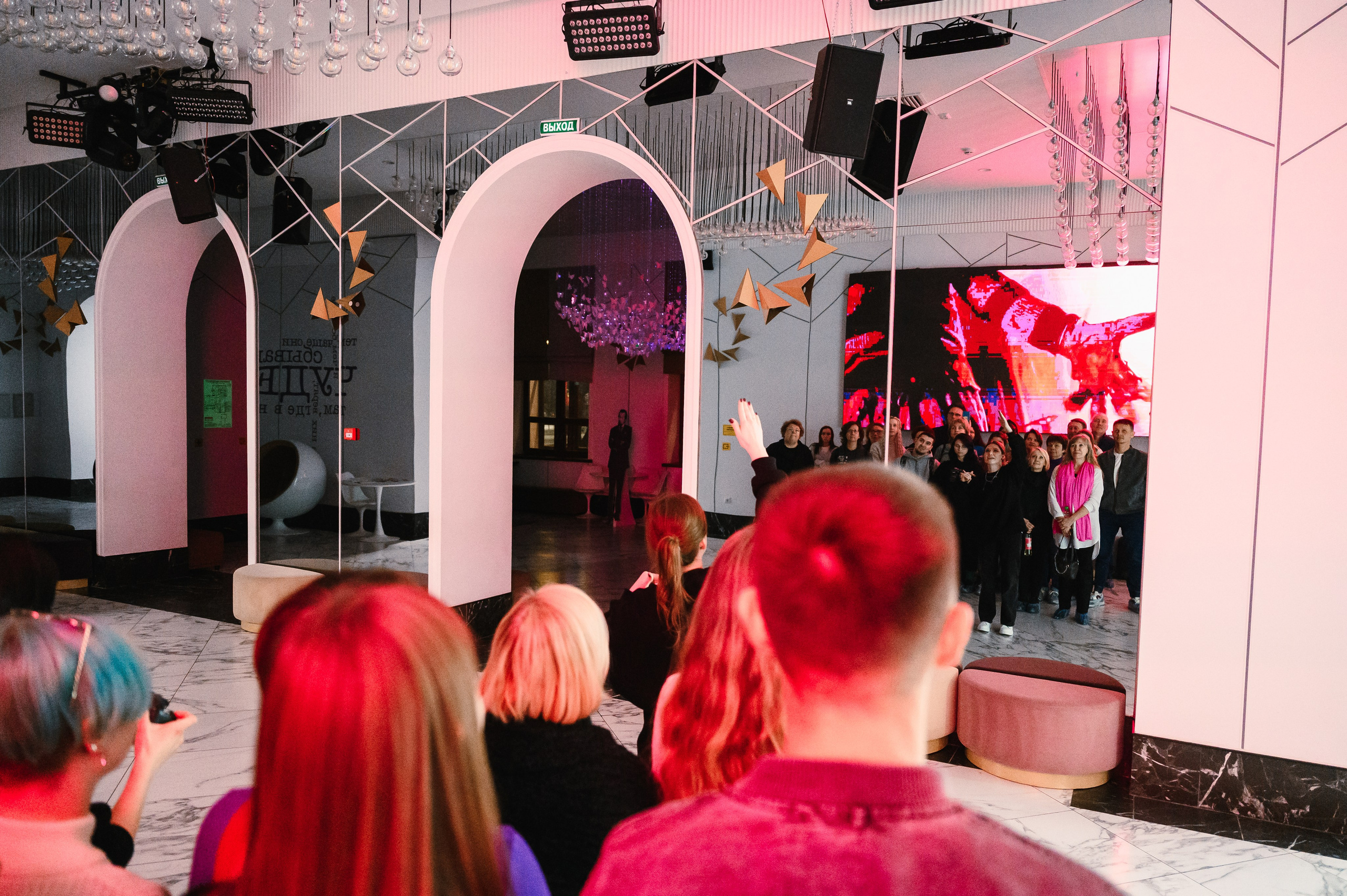 Ночная экскурсия в Театре Кукол. Свадебный и просто хороший фотограф в Челябинске