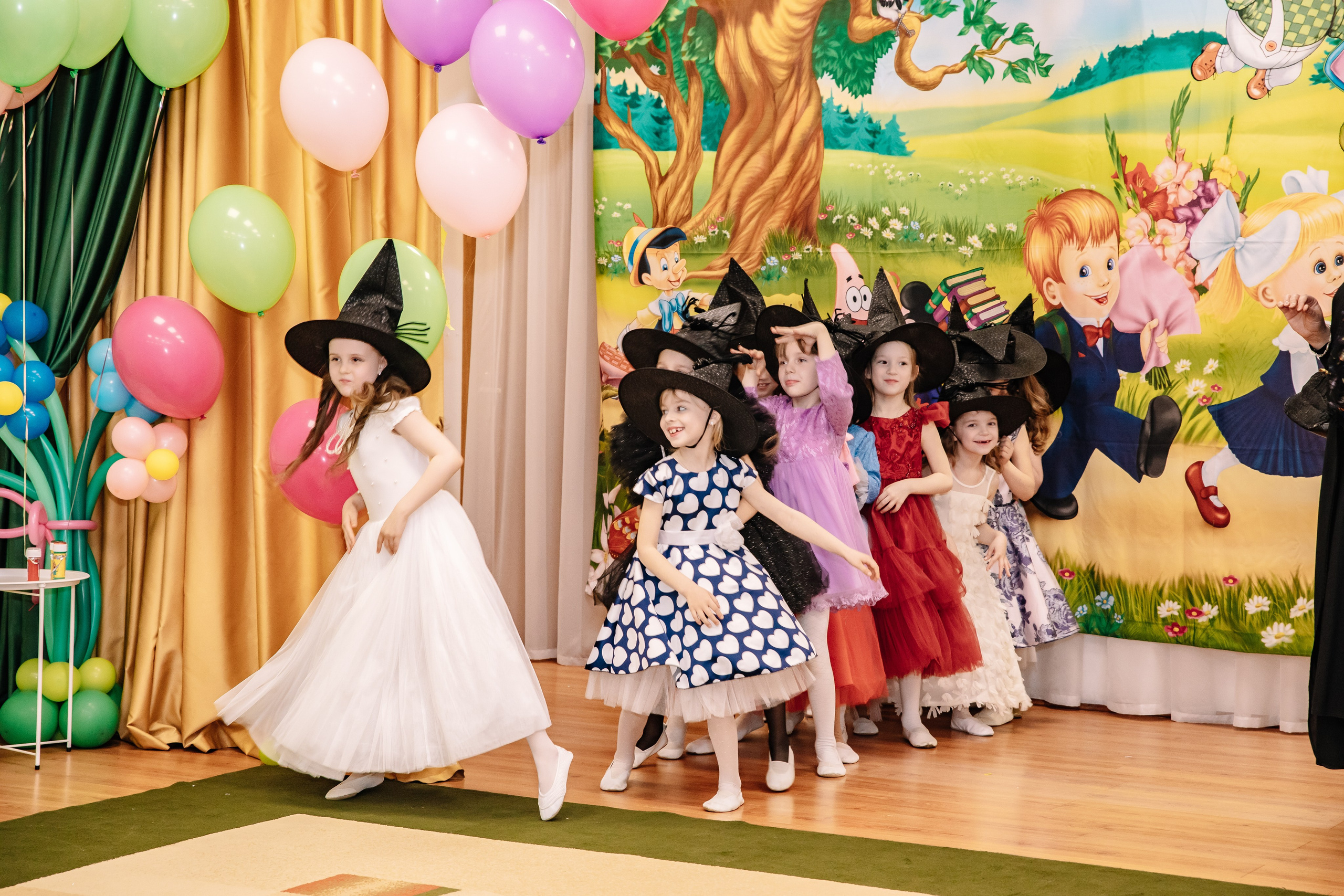 Группа «Сказка» ДС 69 Выпускной 2024. Фотограф в Москве Яна Полосина