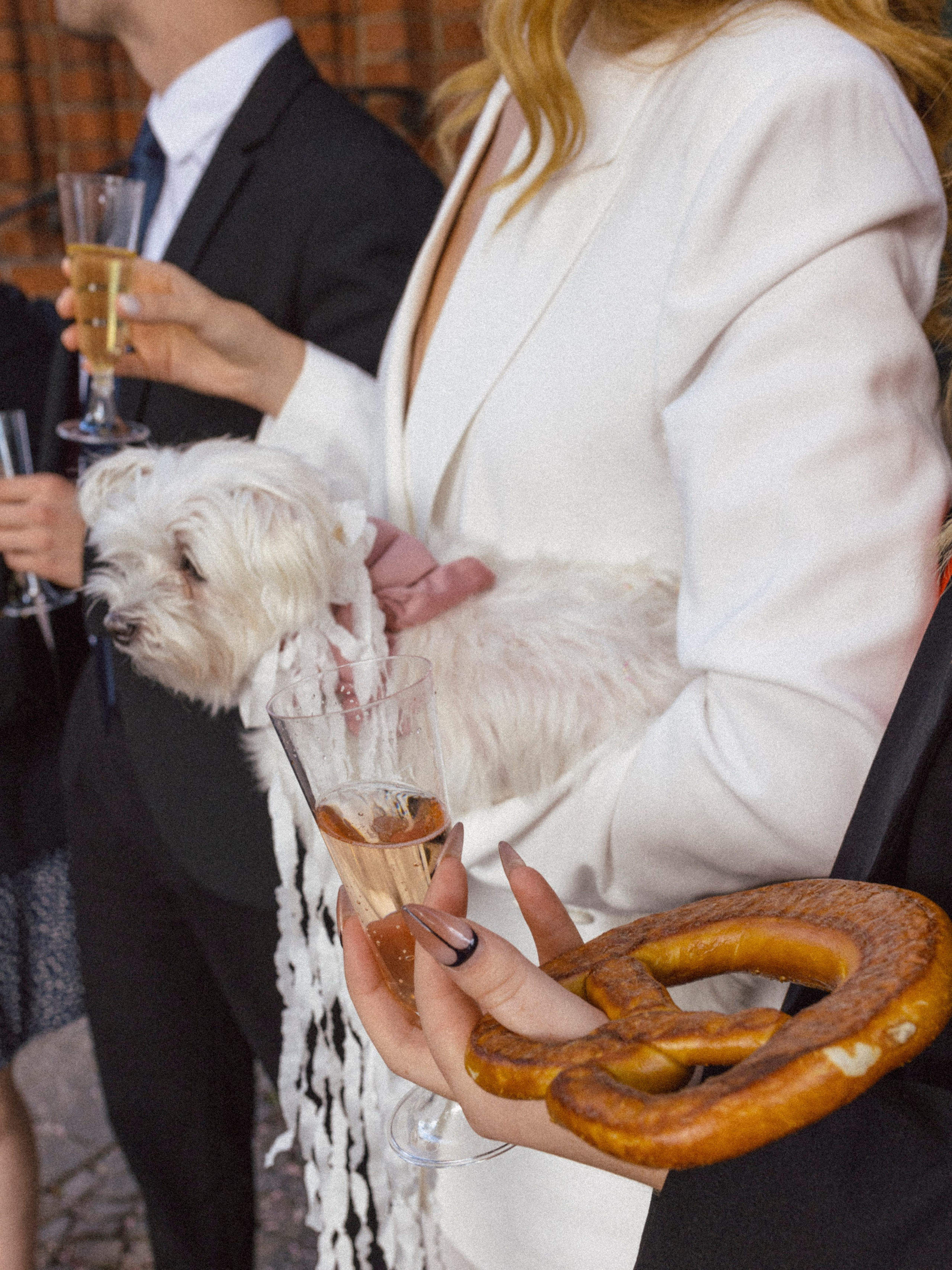 Berlin beats: Love, Fun and Party. Katerina Nord | Wedding and Couple Photographer in Germany and Europe