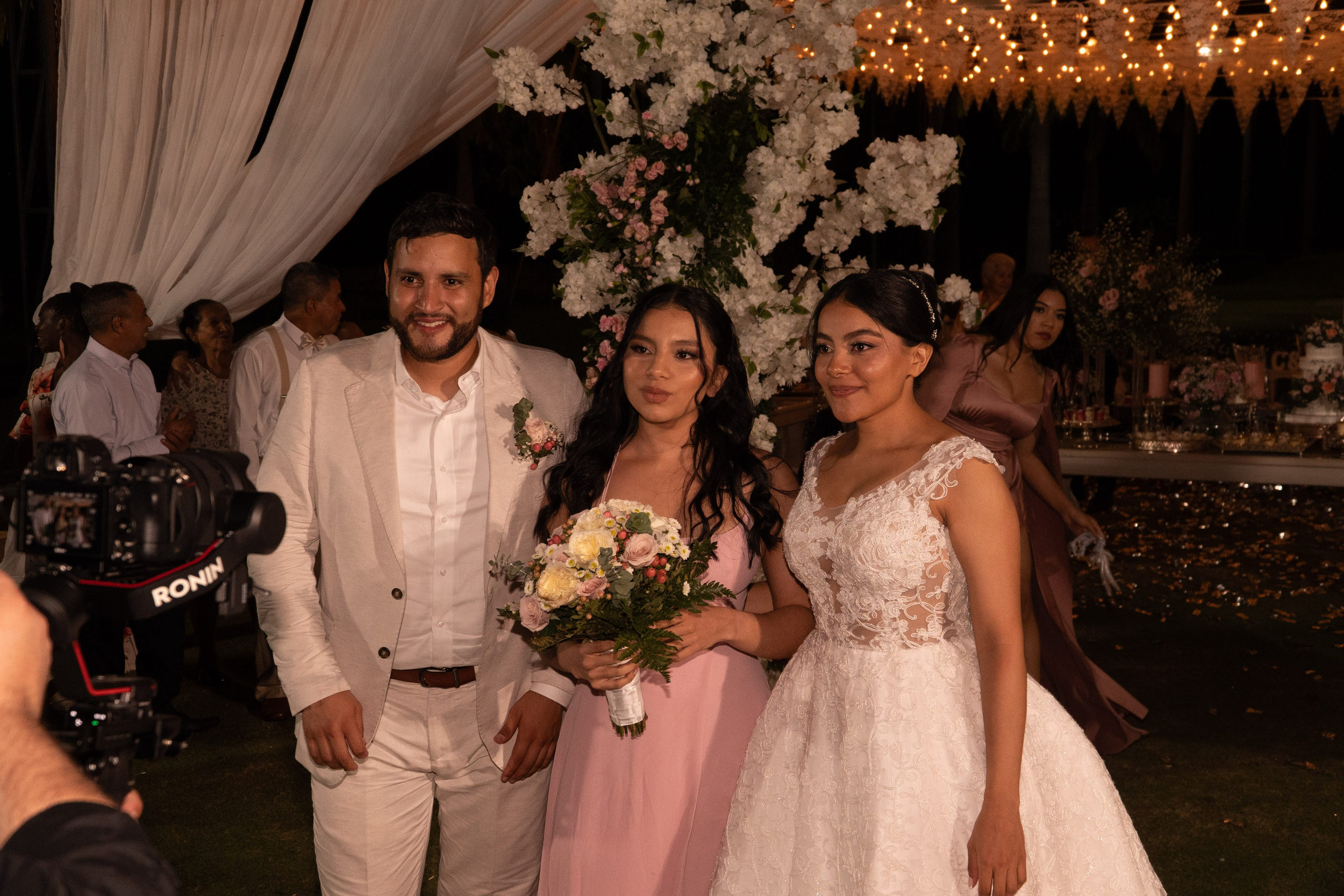 Carola & Gerson. Wedding Photographer in Barcelona and Medellin