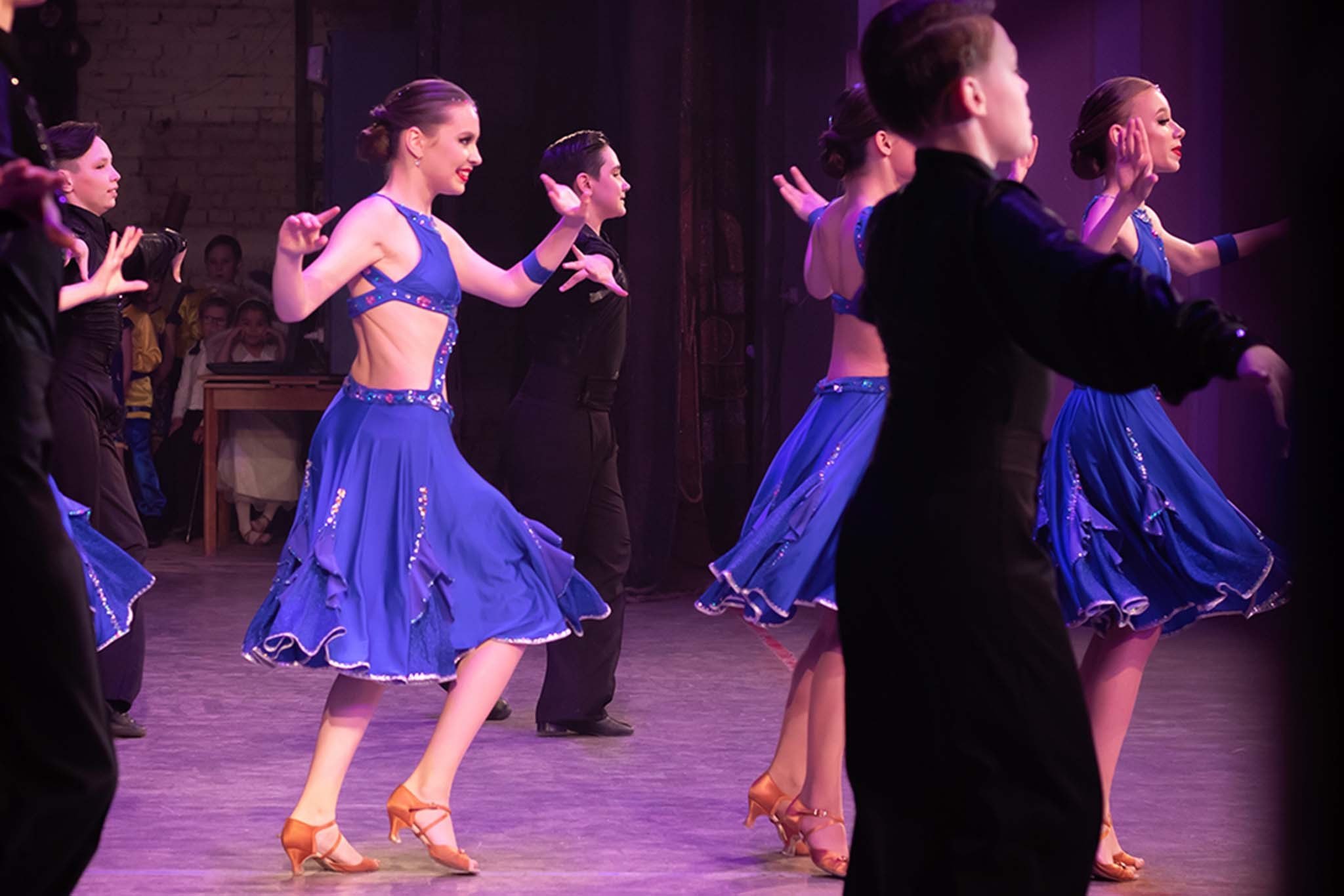 Выступление Анжелы и Руслана. Репортажный Фотограф