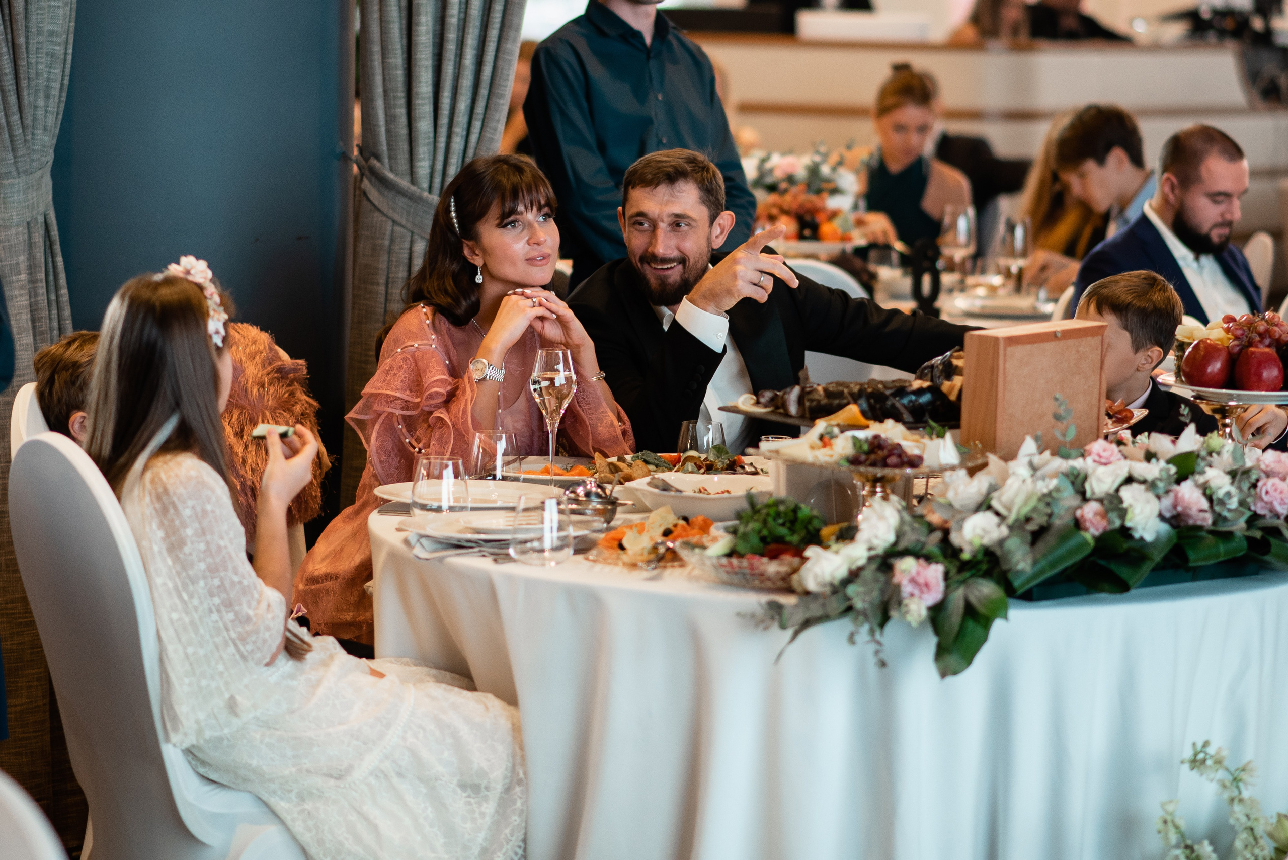 Банкет свадьба. Профессиональный фотограф в Москве Александра Харламова