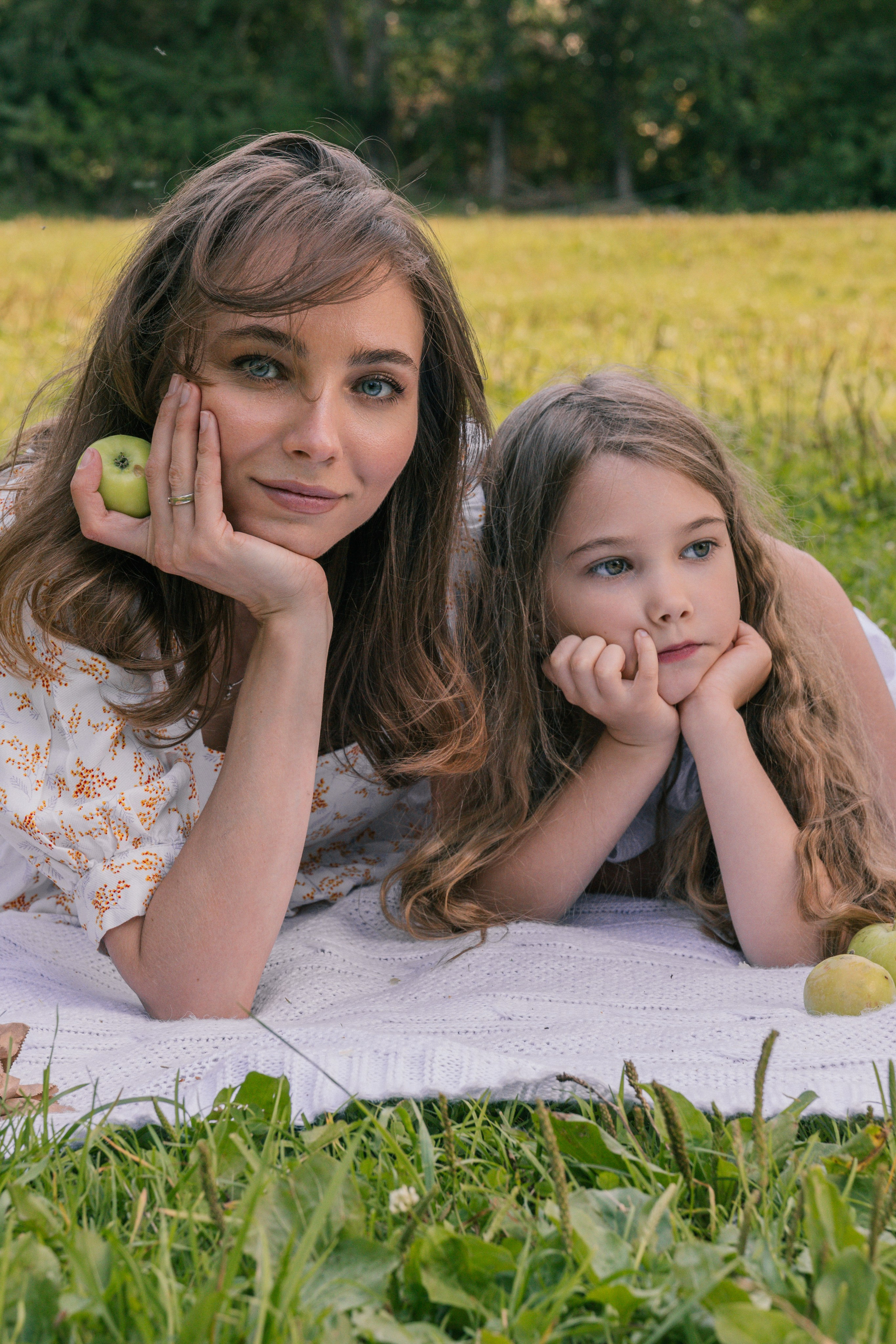 Вита Овчинникова. Фотограф в Новосибирске. Снимаю женские портреты, контент для блогеров и брендов