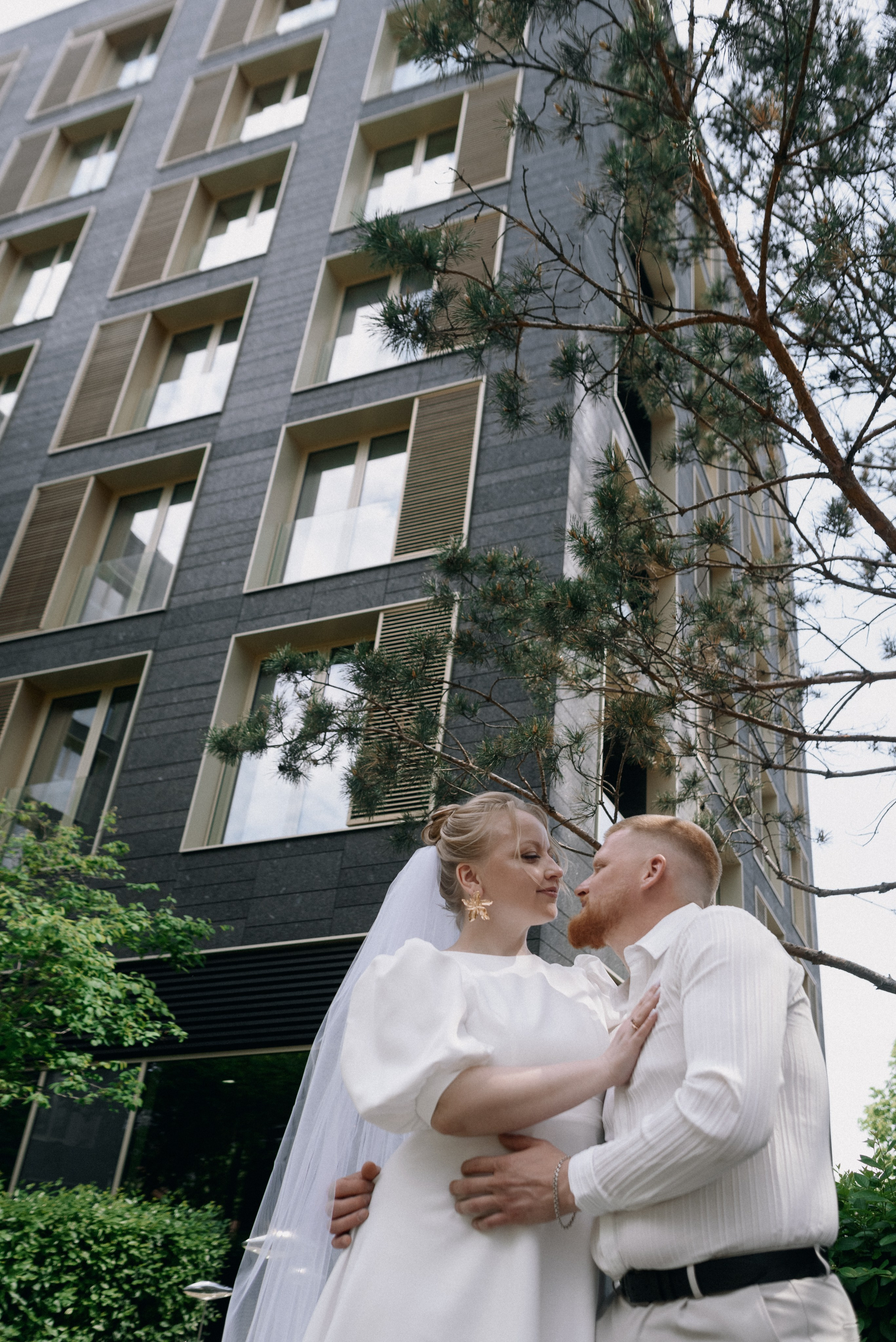 Свадебная фотосессия тюмень мост влюбленных. Фотограф Дарья Мустафина, Тюмень