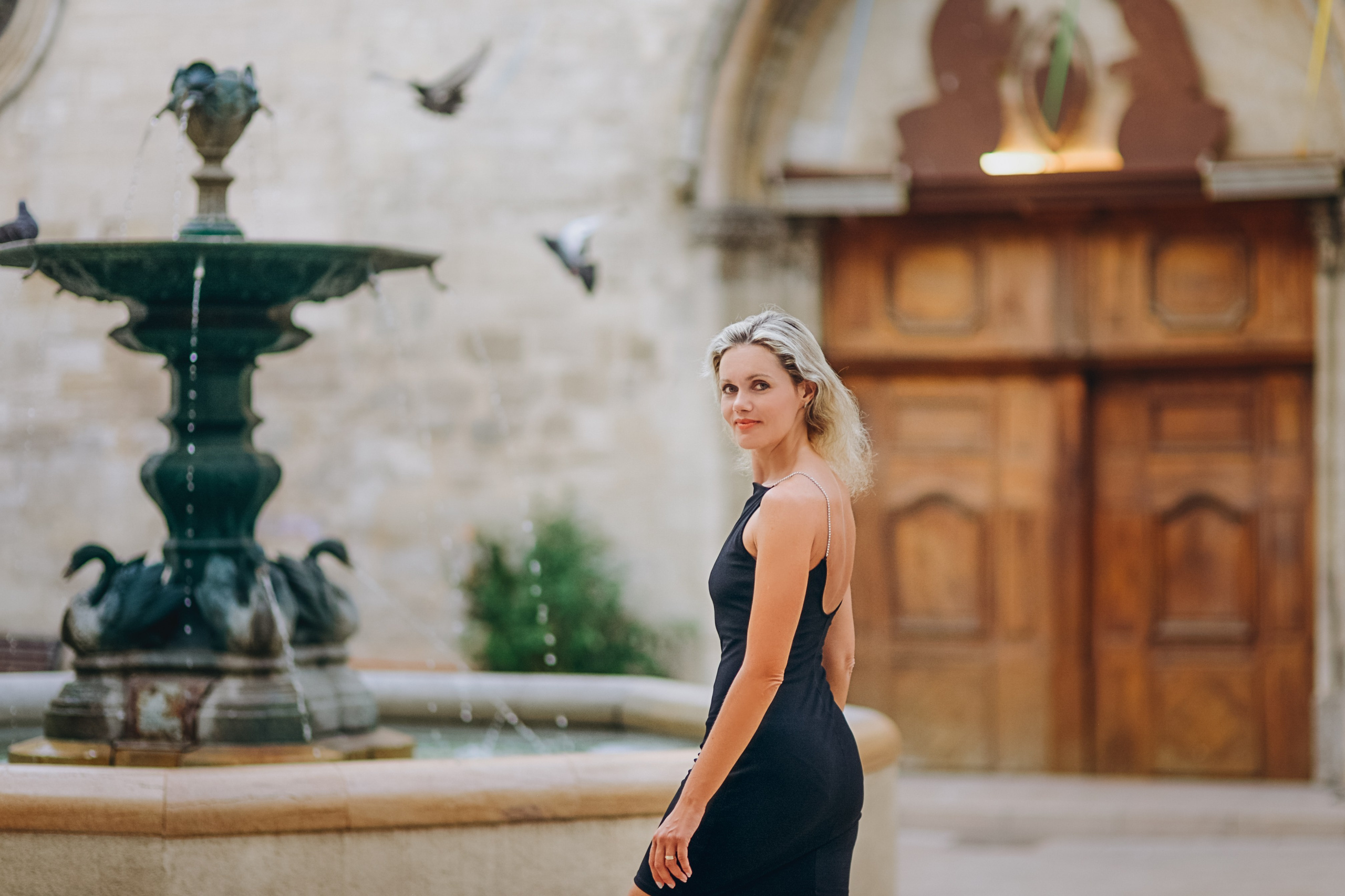 Séances photo dans les villages de Provence. Photographer in Provence Julia Lipiainen