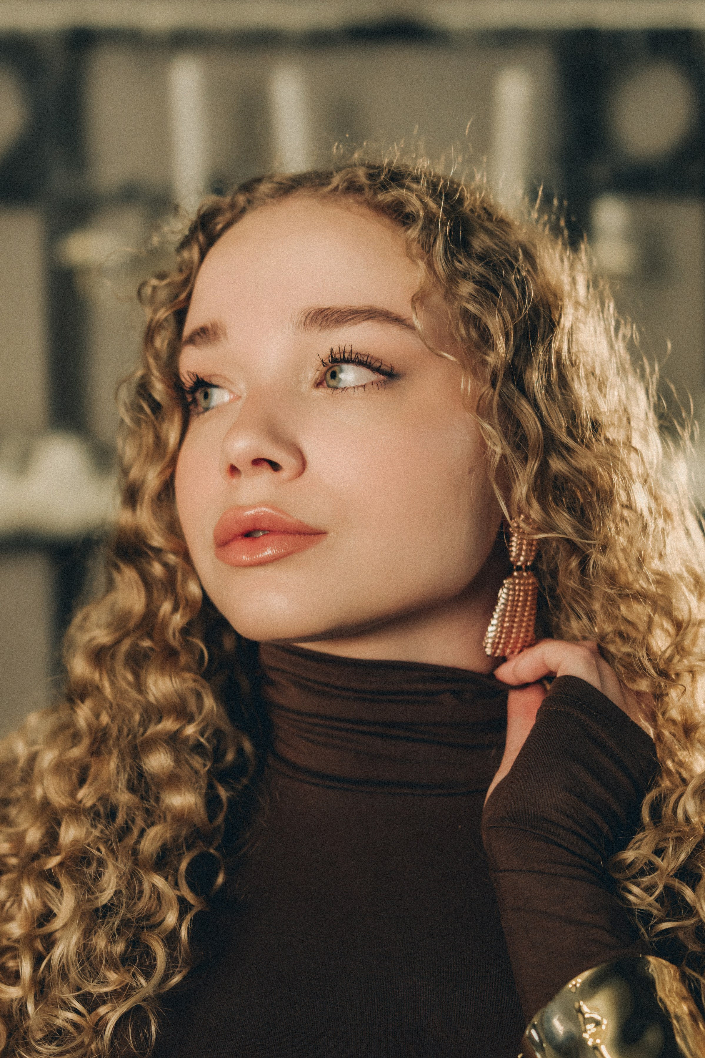 Леся | фотосессия в старинном особняке. Портретный фотограф Москва