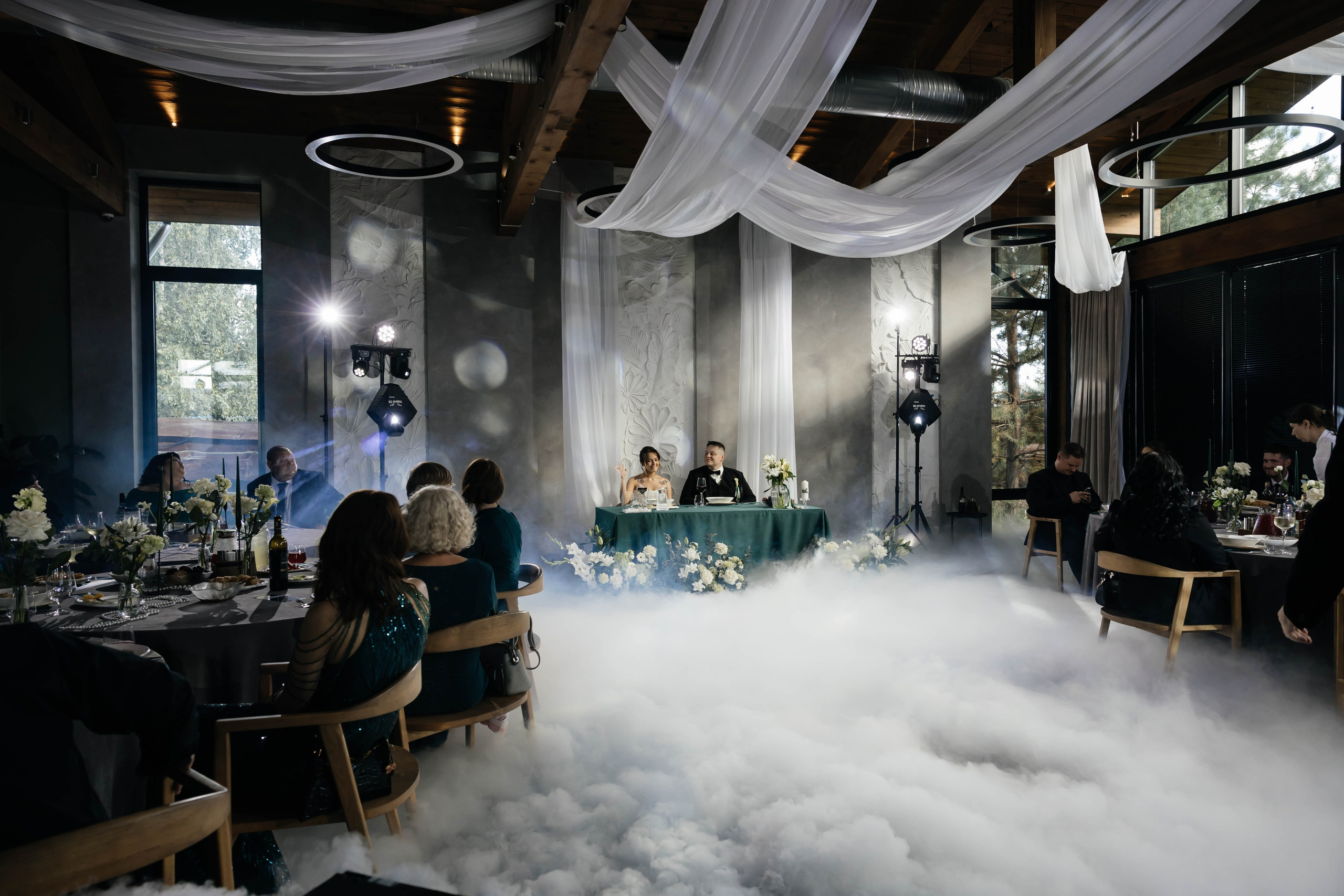 Свадебная история. Лесной Виладж. Свадебный и семейный фотограф Рассказова Виктория