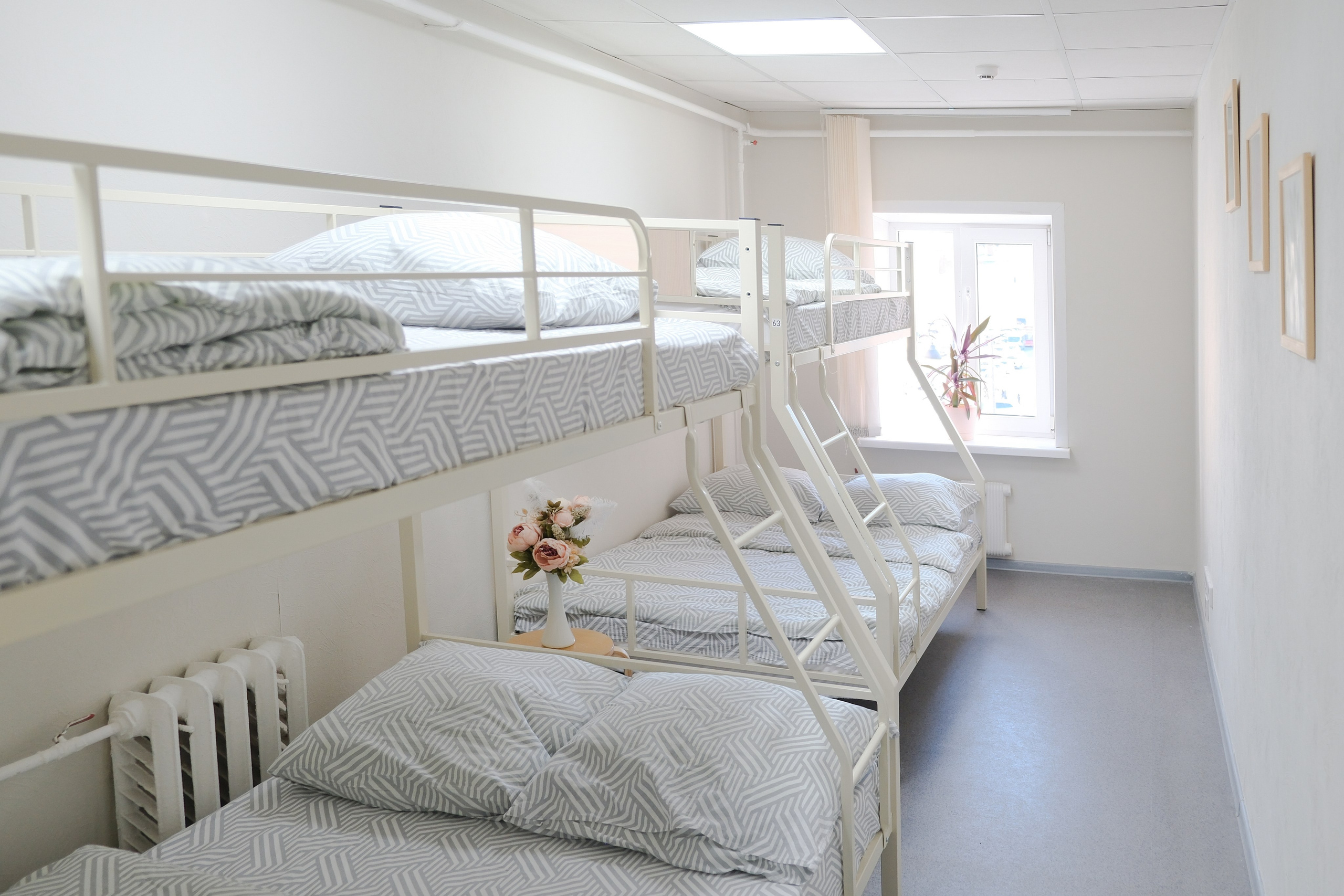 Съемка для хостела. Фотограф на камеру и мобильная съемка в Казани Лидия