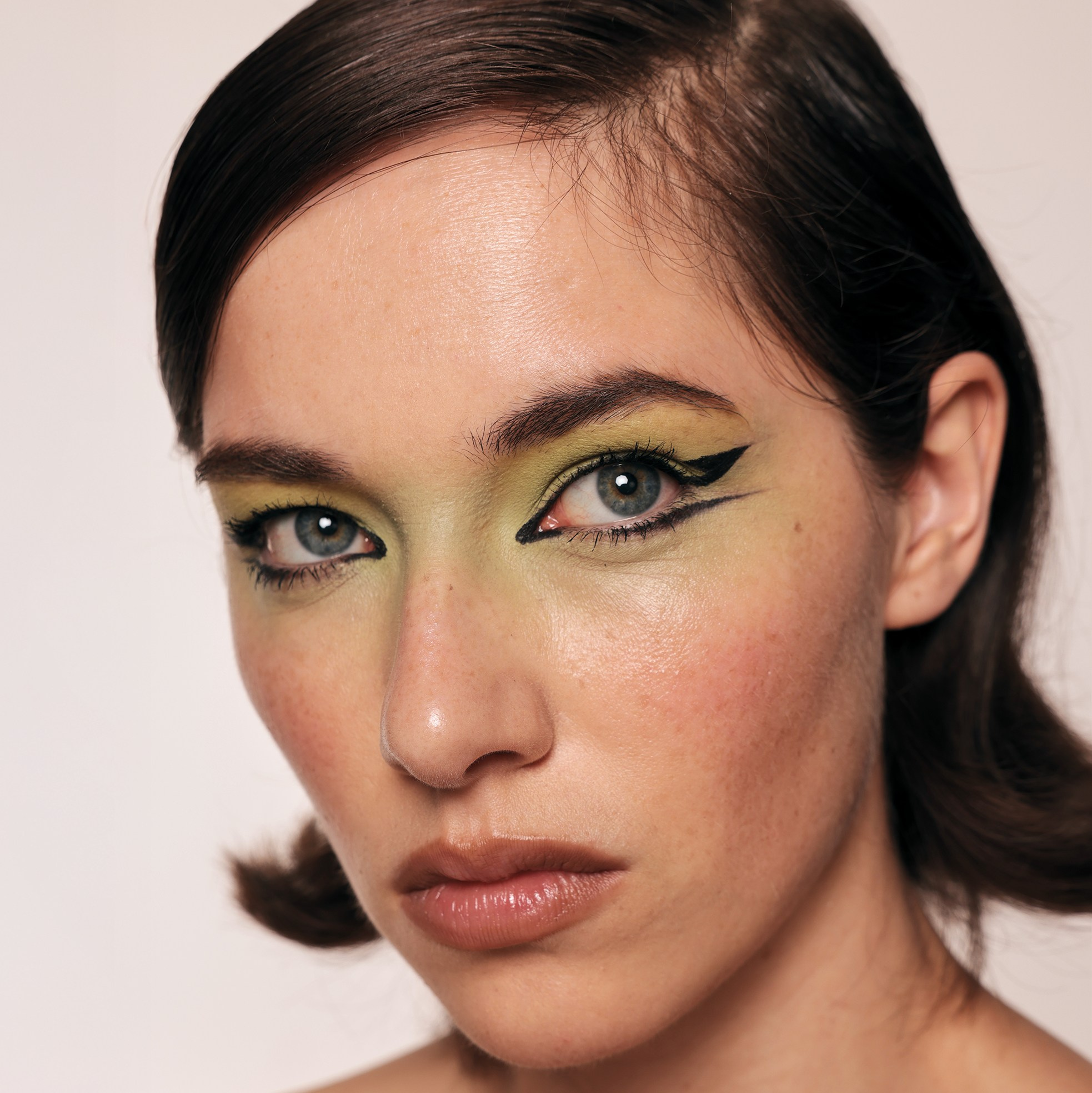 До/После. VINSKIH: Retouching & Postproduction Studio