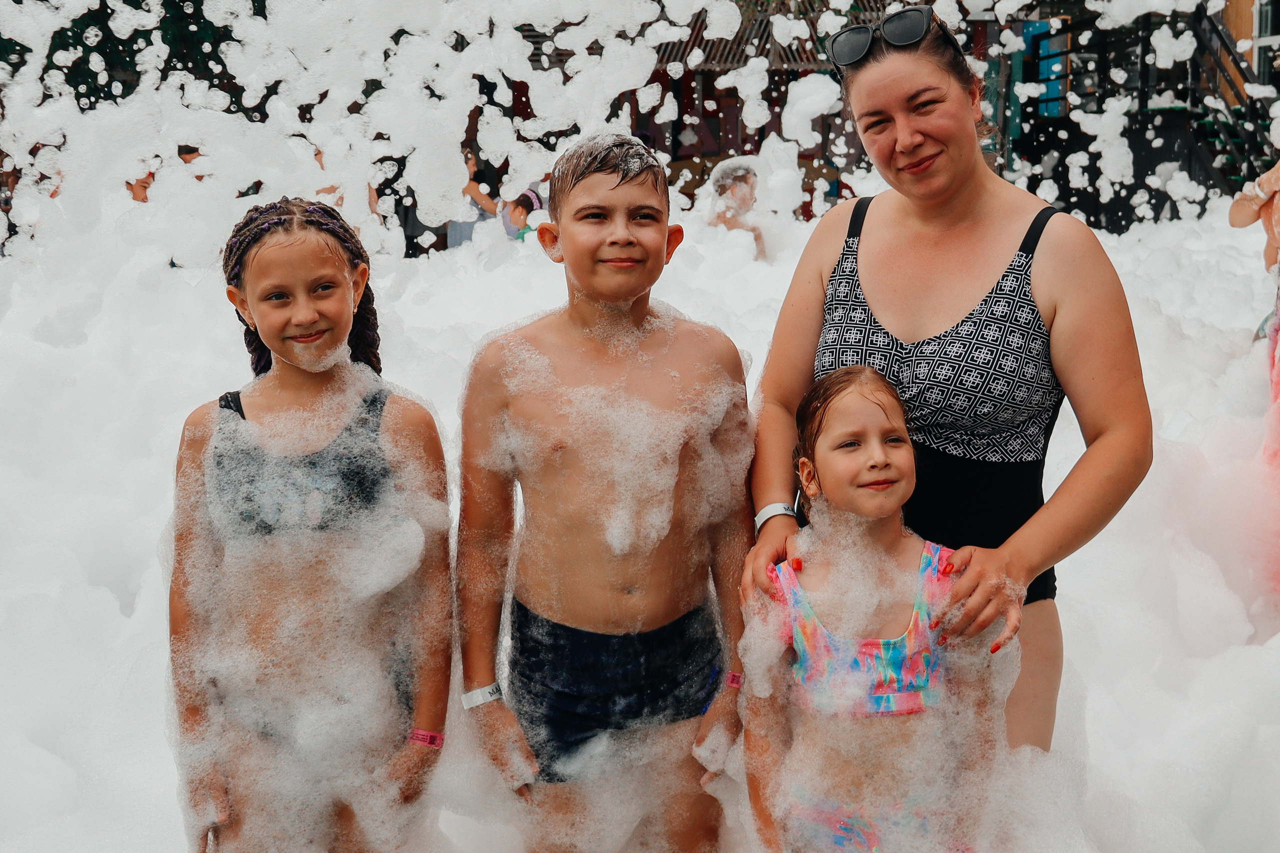 01.07.2026/ПЕННАЯ ВЕЧЕРИНКА НА МАЛИБУ. Семейный и детский фотограф в Славгороде Анастасия Винс