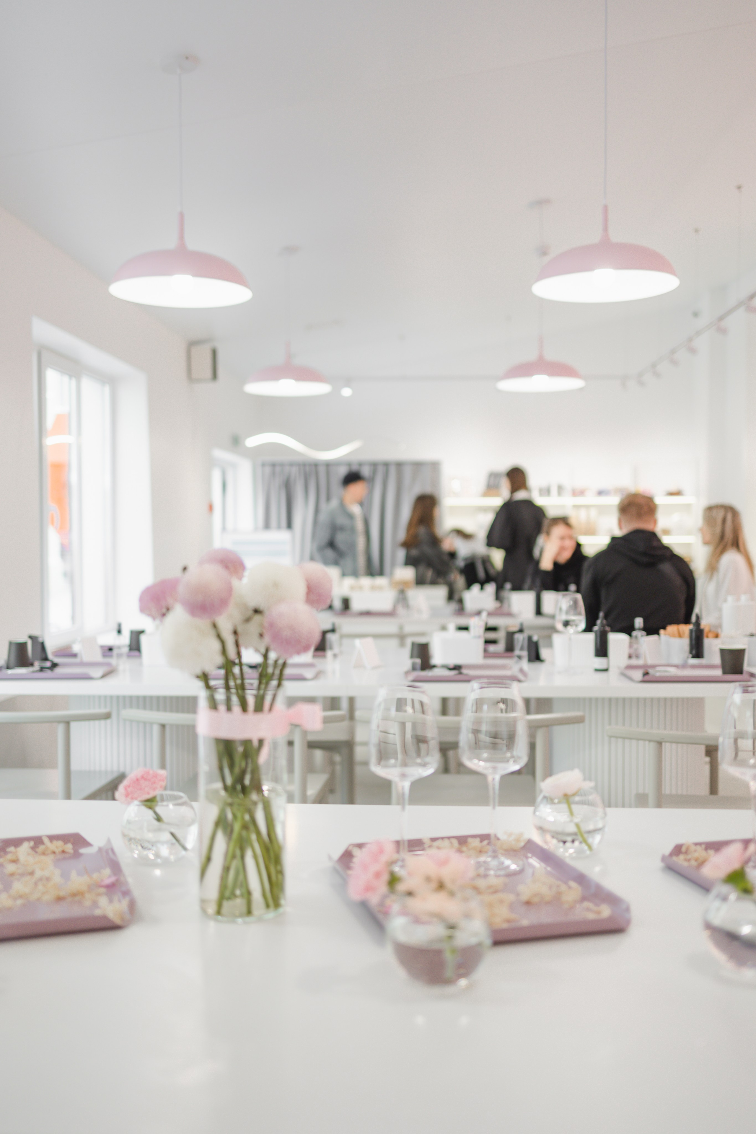 Rewax открытие Кирочная. Репортажный и портретный фотограф в Санктпетербурге. Видиосъемка мероприятий в Санкт-Петербурге