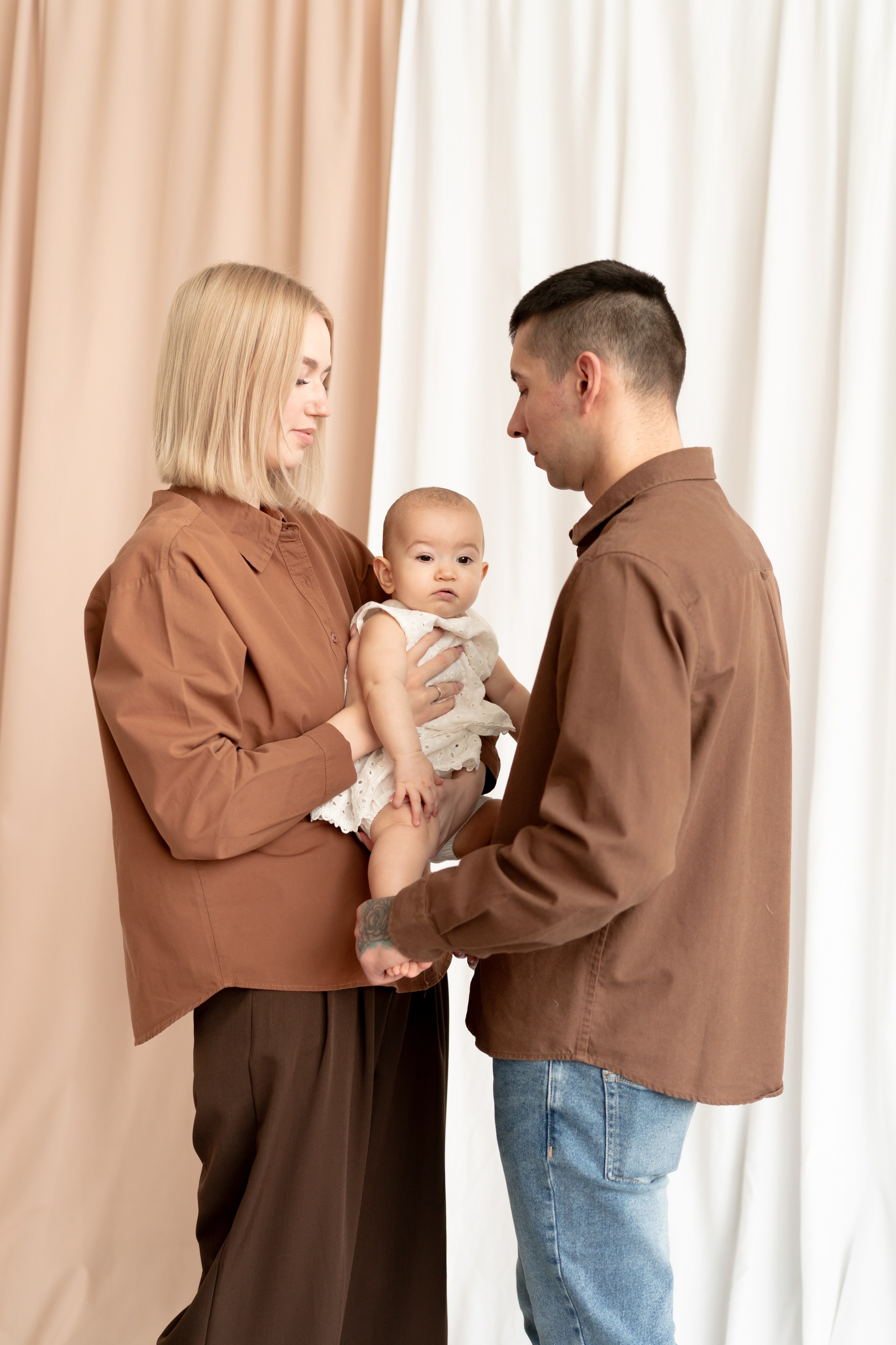 Машенька с мамой и папой!. Детская, семейная фотостудия в Санкт-Петербурге ТЕПЛО