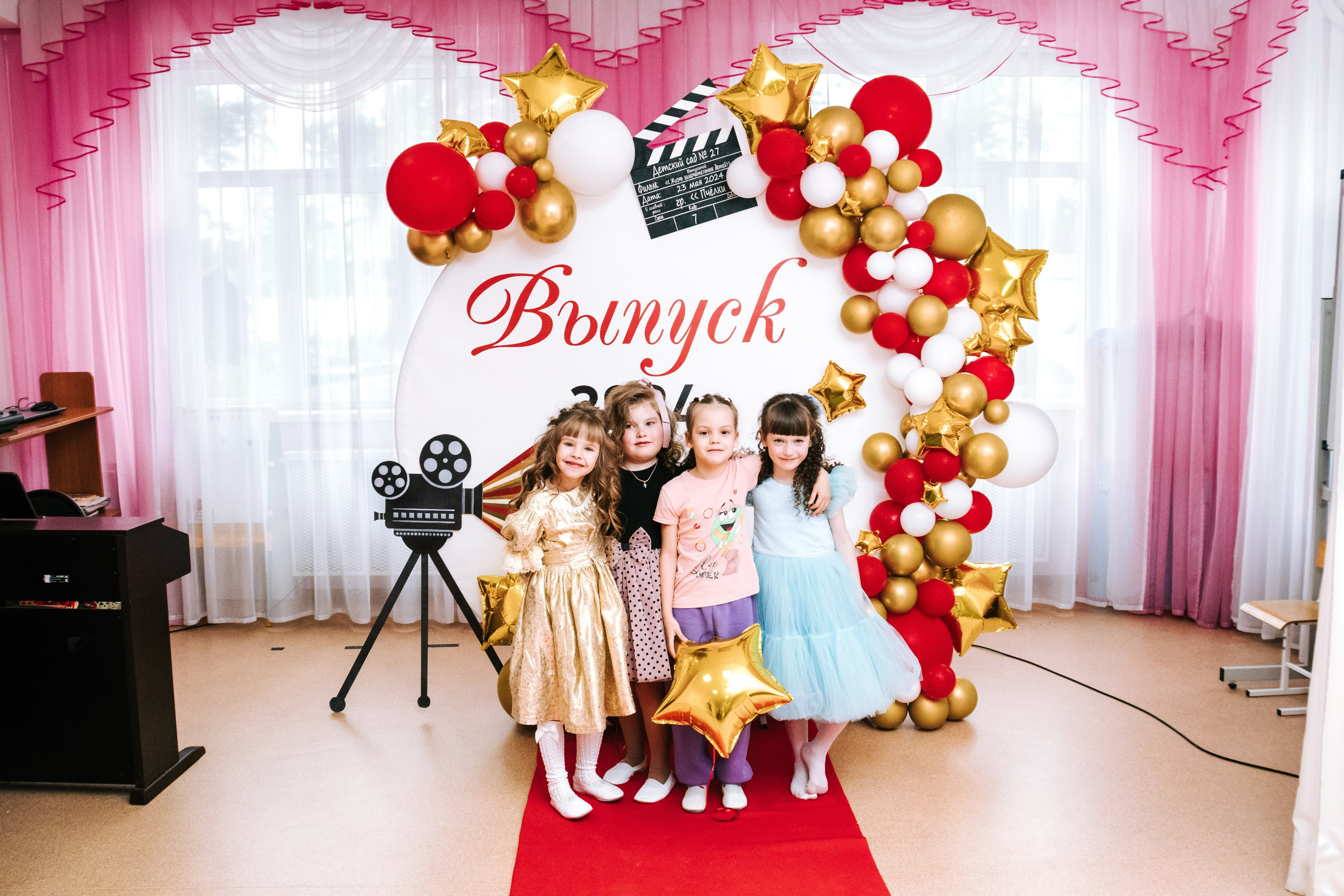 Фотограф на выпускной Детского сада Томск. Фотограф в Томске Дарья Пучкина